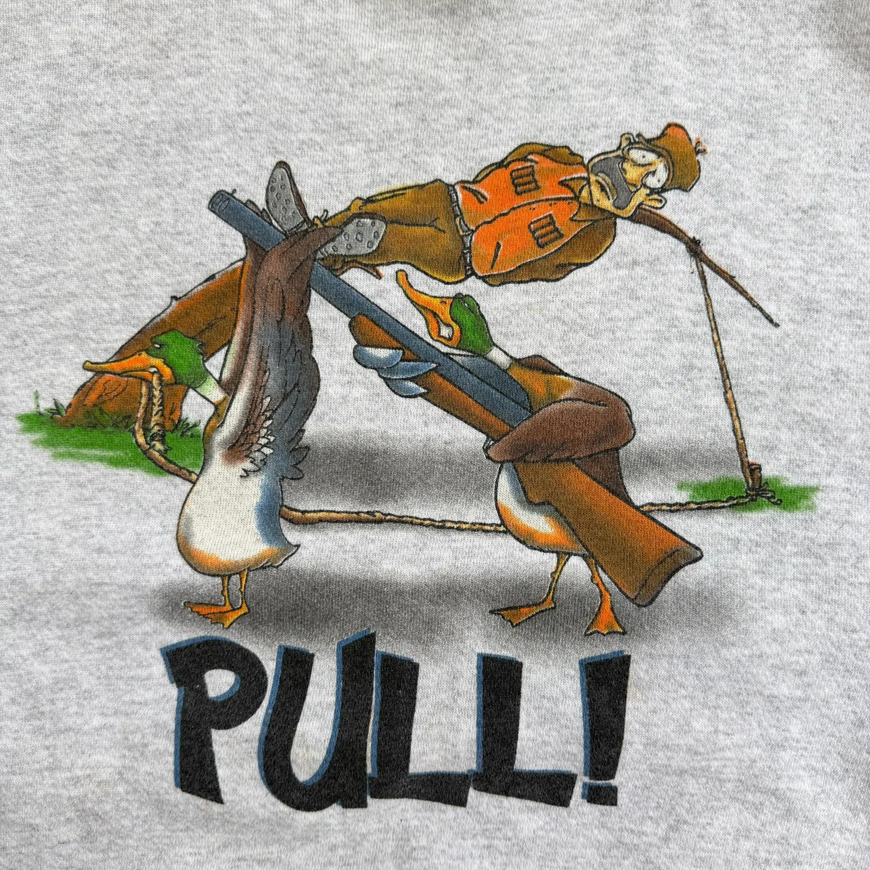 J- Vintage Hunting Ducks Pull! Cartoon Graphic Made In USA Crewneck - L sold by HG Vintage product image thumbnail 2