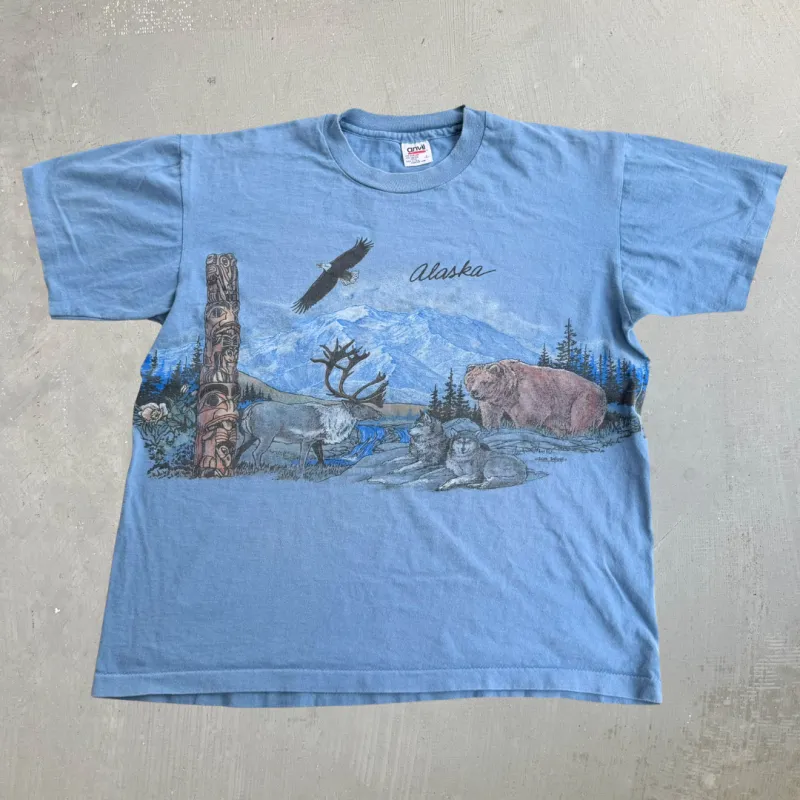 J- Vintage '91 Red Anvil Alaska Animals & Mountains Graphic Made In USA Single Stitch Tee - L made by HG Vintage