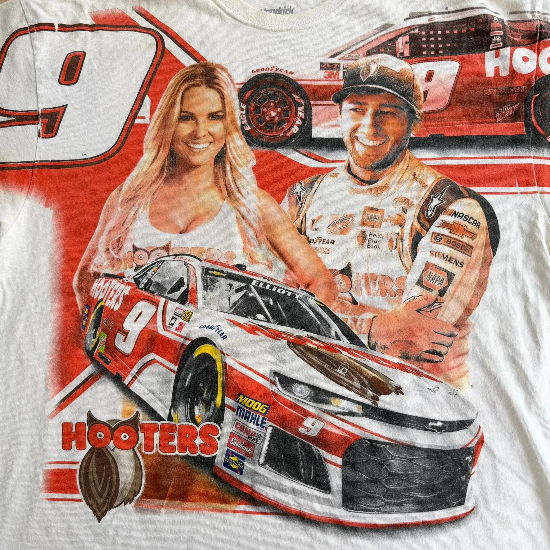 J- Vintage Nascar Hooters Chase Elliot Picture & Car Jumbo Print Tee - XL sold by HG Vintage product image thumbnail 2