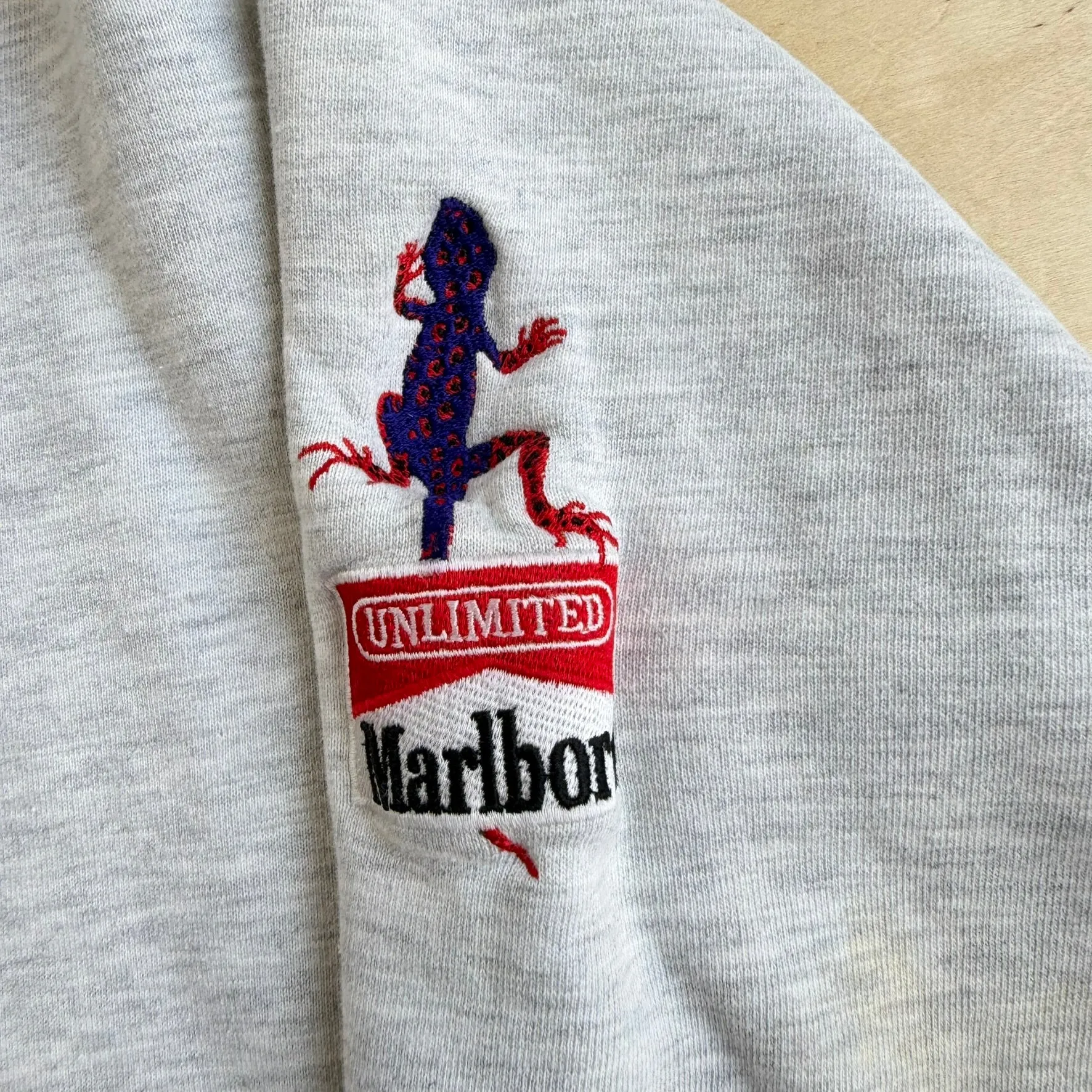 J- Vintage Marlboro Unlimited Embroidered Lizard & Logo Crewneck - M sold by HG Vintage product image thumbnail 2