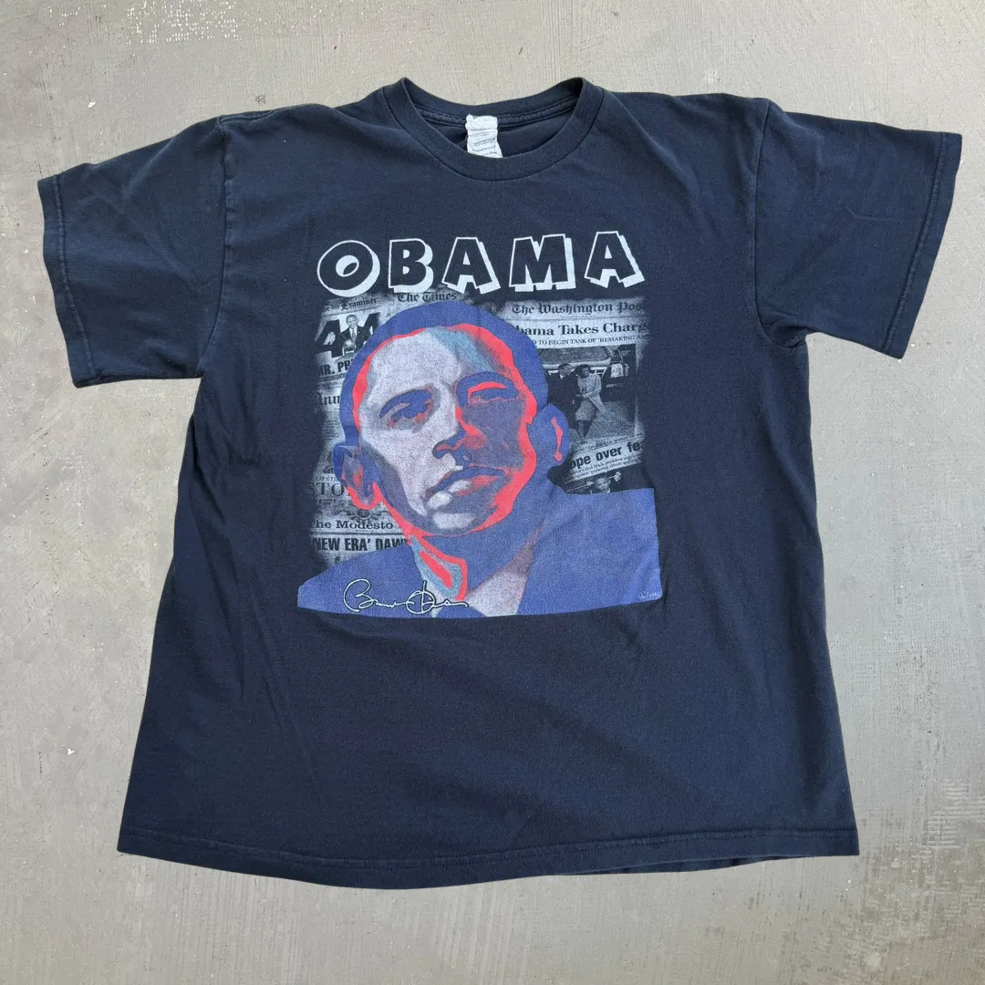 J- Vintage Barack Obama Picture & Newspaper Graphic Tee - L sold by HG Vintage