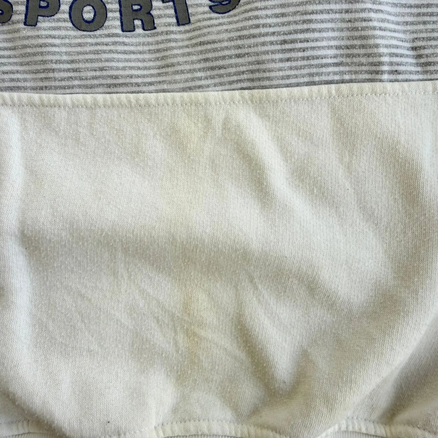 J- Vintage Wilson Sports Power Text Graphic Crewneck - L sold by HG Vintage product image thumbnail 4