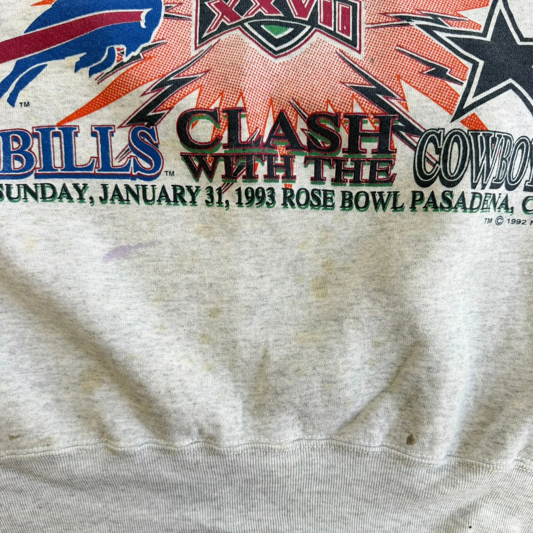 J- Vintage '93 NFL Super Bowl 27 Bills Clash With The Cowboys Graphic Made In USA Crewneck - L sold by HG Vintage product image thumbnail 5