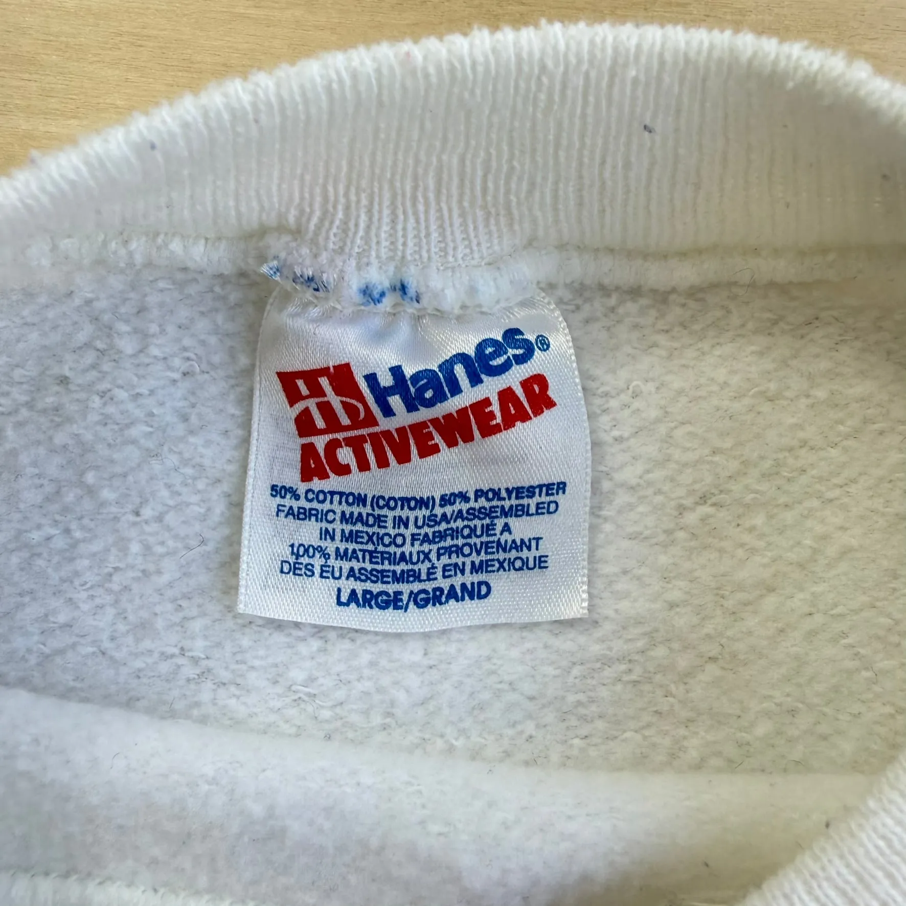 J- Vintage '94 Nascar Ernie Irvan Halvoline Car Graphic Crewneck - L sold by HG Vintage product image thumbnail 4