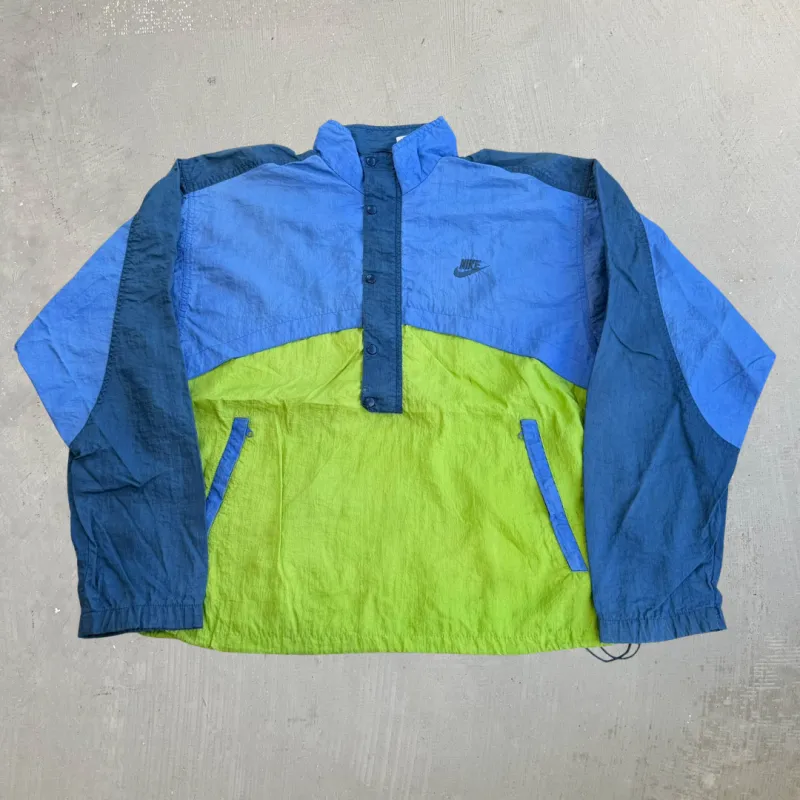 J- Vintage 90s Nike Embroidered Logo Anorak Pullover Lightweight Jacket - M made by HG Vintage