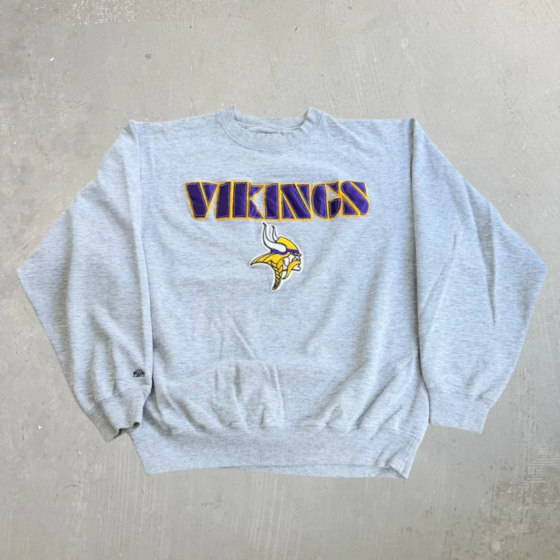 J- Vintage Minnesota Vikings NFL Majestic Embroidered Logo & Text Crewneck - XL made by HG Vintage