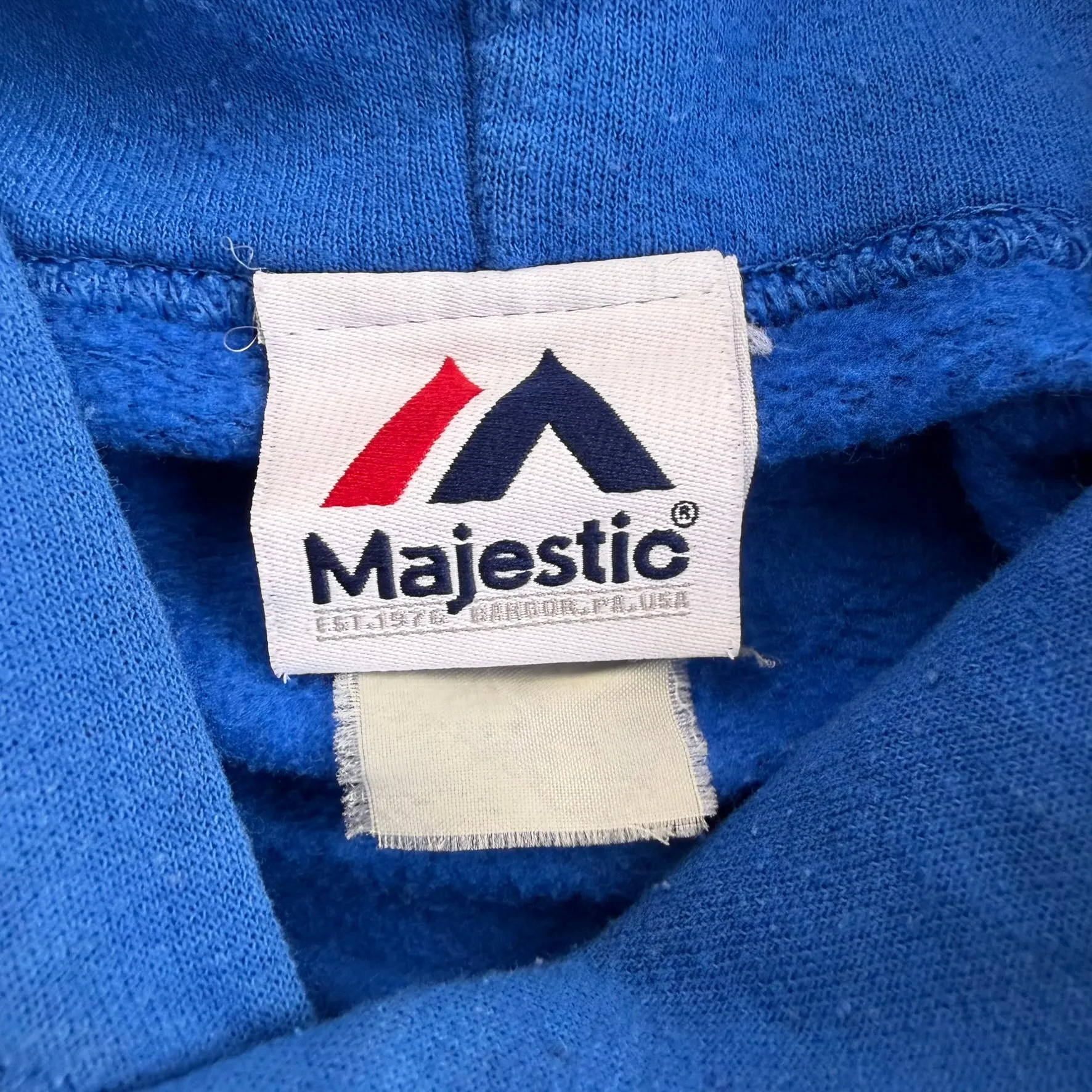J- Vintage Toronto Blue Jays MLB Embroidered Logo Hoodie - L sold by HG Vintage product image thumbnail 3