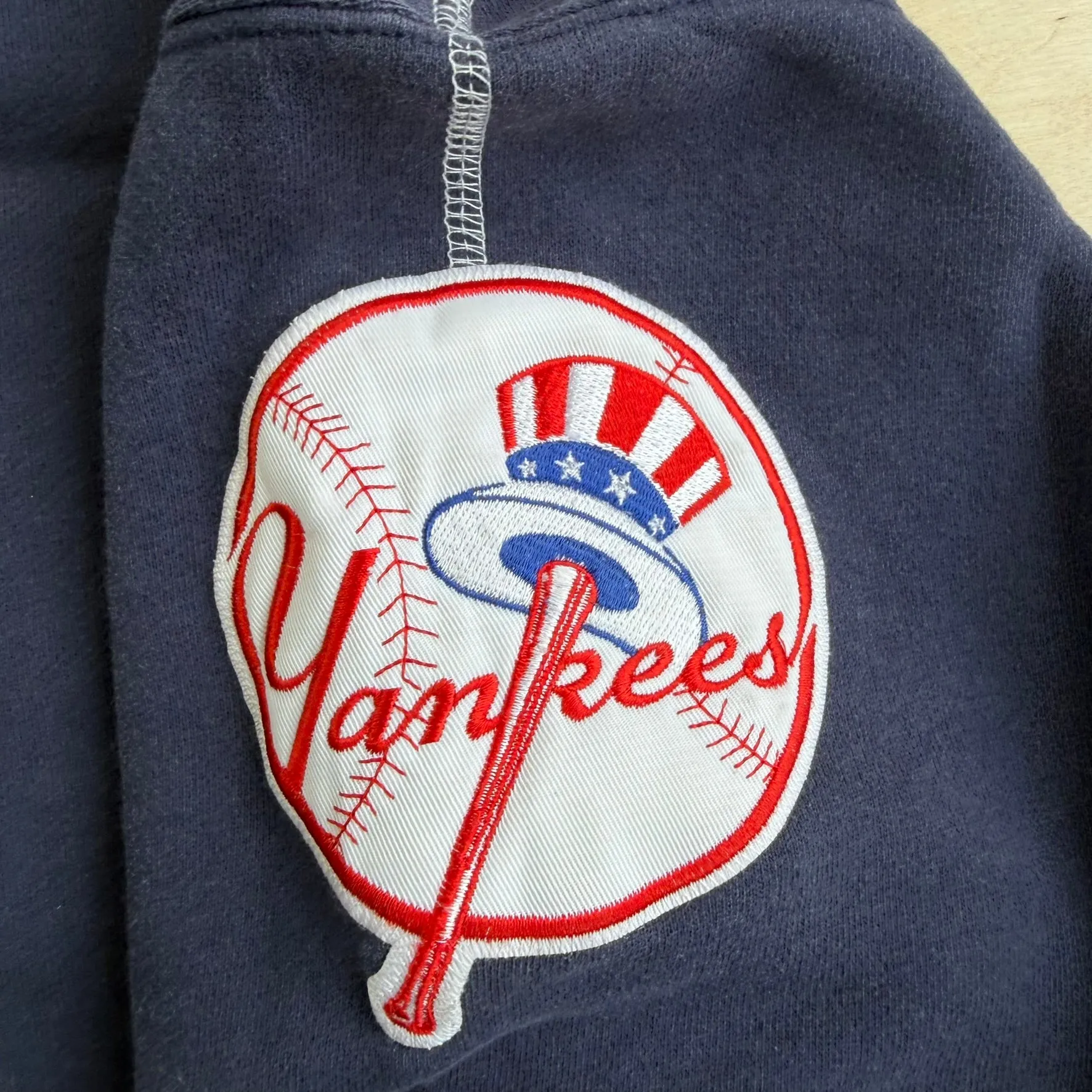 J- Vintage New York Yankees MLB Chenille Embroidered Logo Hoodie - XL sold by HG Vintage product image thumbnail 3