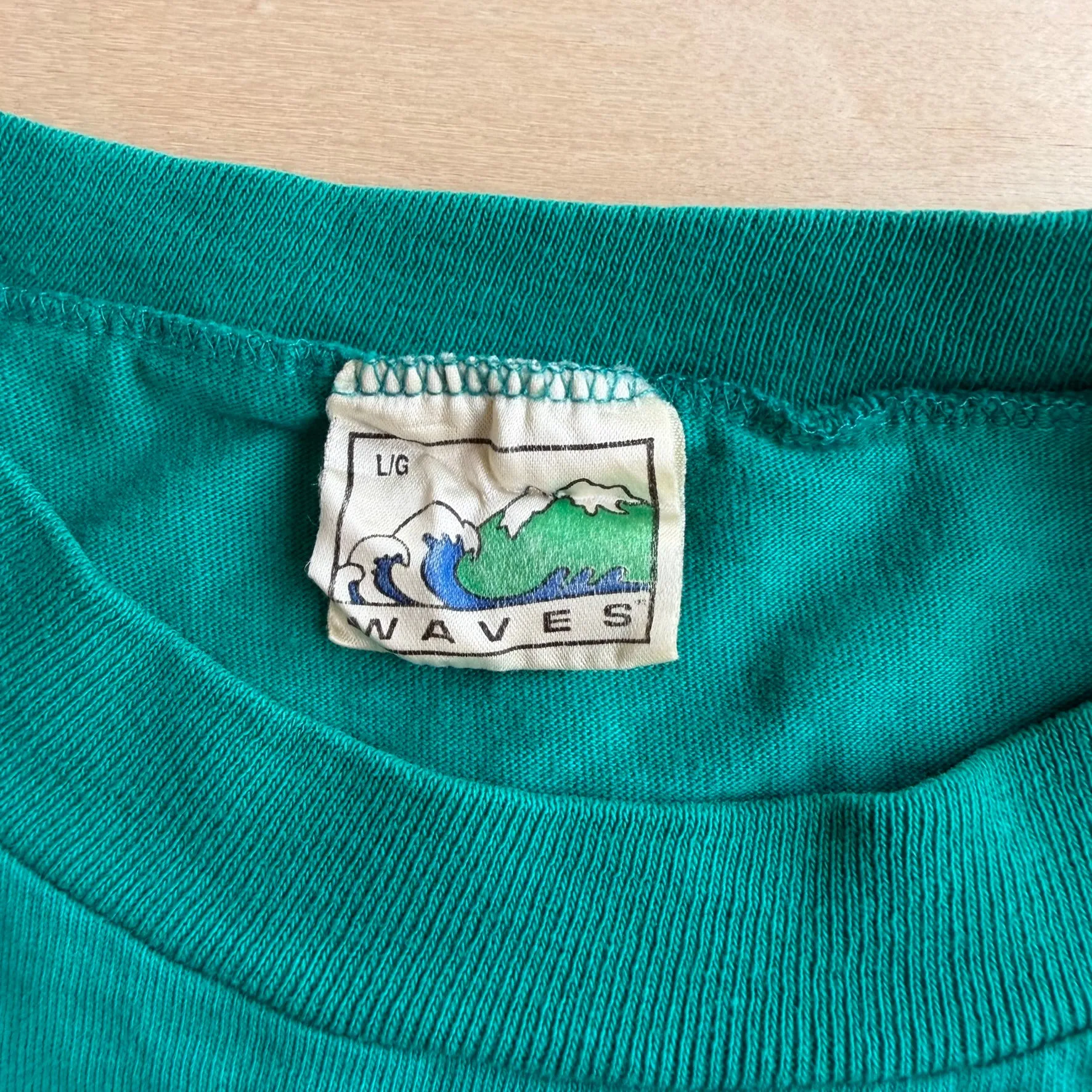 J- Vintage '89 Saskatchewan Roughriders CFL Grey Cup Champions Single Stitch Tee - L sold by HG Vintage product image thumbnail 4