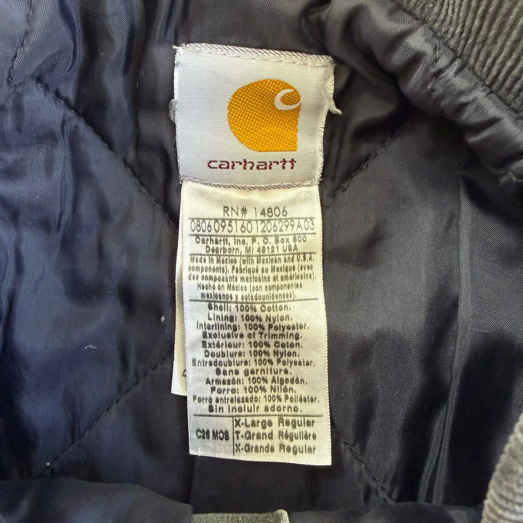 J- Vintage Carhartt Zip Up Collared Olive Green Workwear Jacket - XL sold by HG Vintage product image thumbnail 4