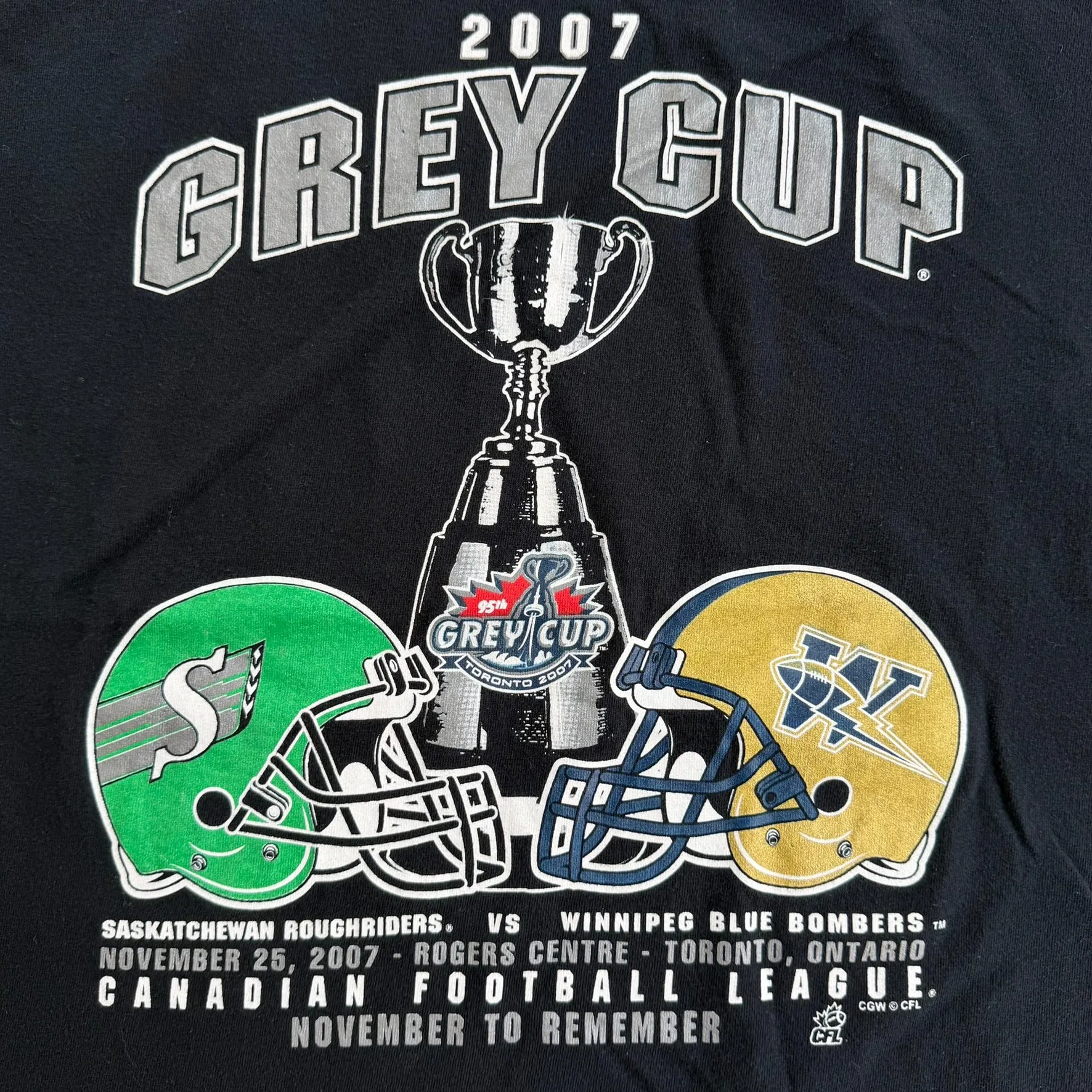J- Vintage '04 CFL Grey Cup Saskatchewan Rough Riders Vs Winnipeg Blue Bombers Graphic Tee - 2XL sold by HG Vintage product image thumbnail 2