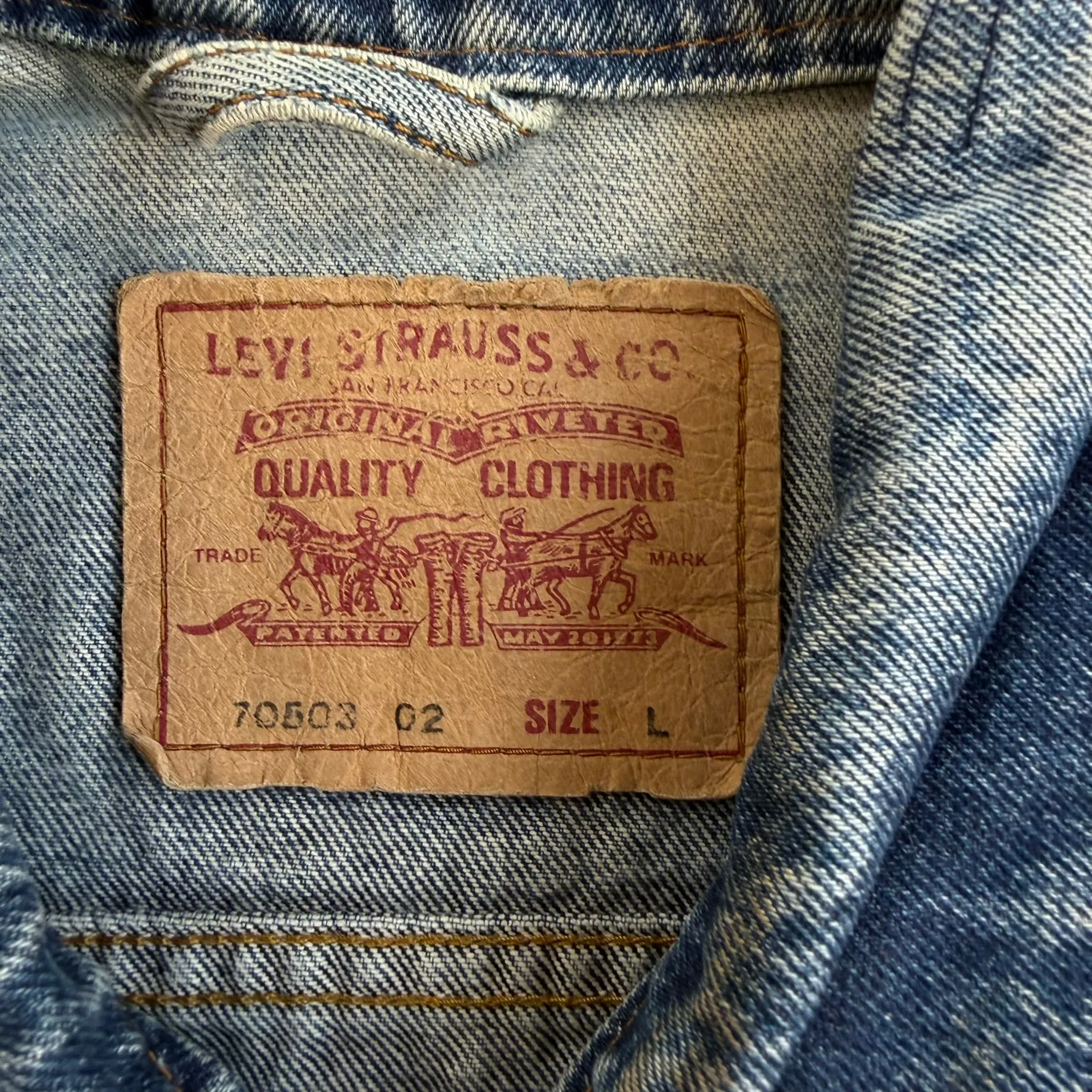 J- Vintage 90s Levi’s 70503 02 Trucker Denim Jacket - L sold by HG Vintage product image thumbnail 5