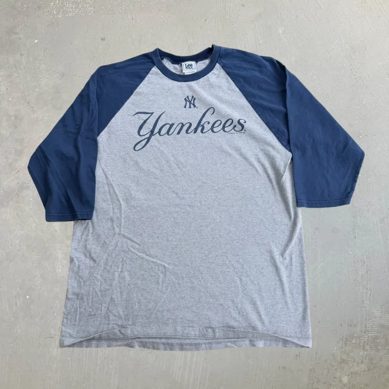 J- Vintage New York Yankees MLB Lee Text Graphic Raglan Tee- L made by HG Vintage