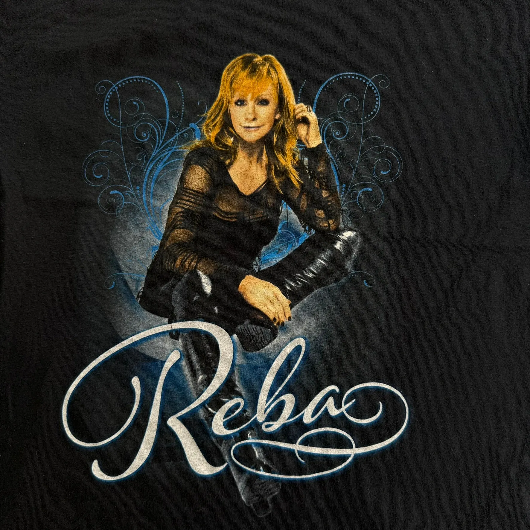 J- Vintage Y2K Reba McEntire Picture Graphic Tee - L sold by HG Vintage product image thumbnail 2