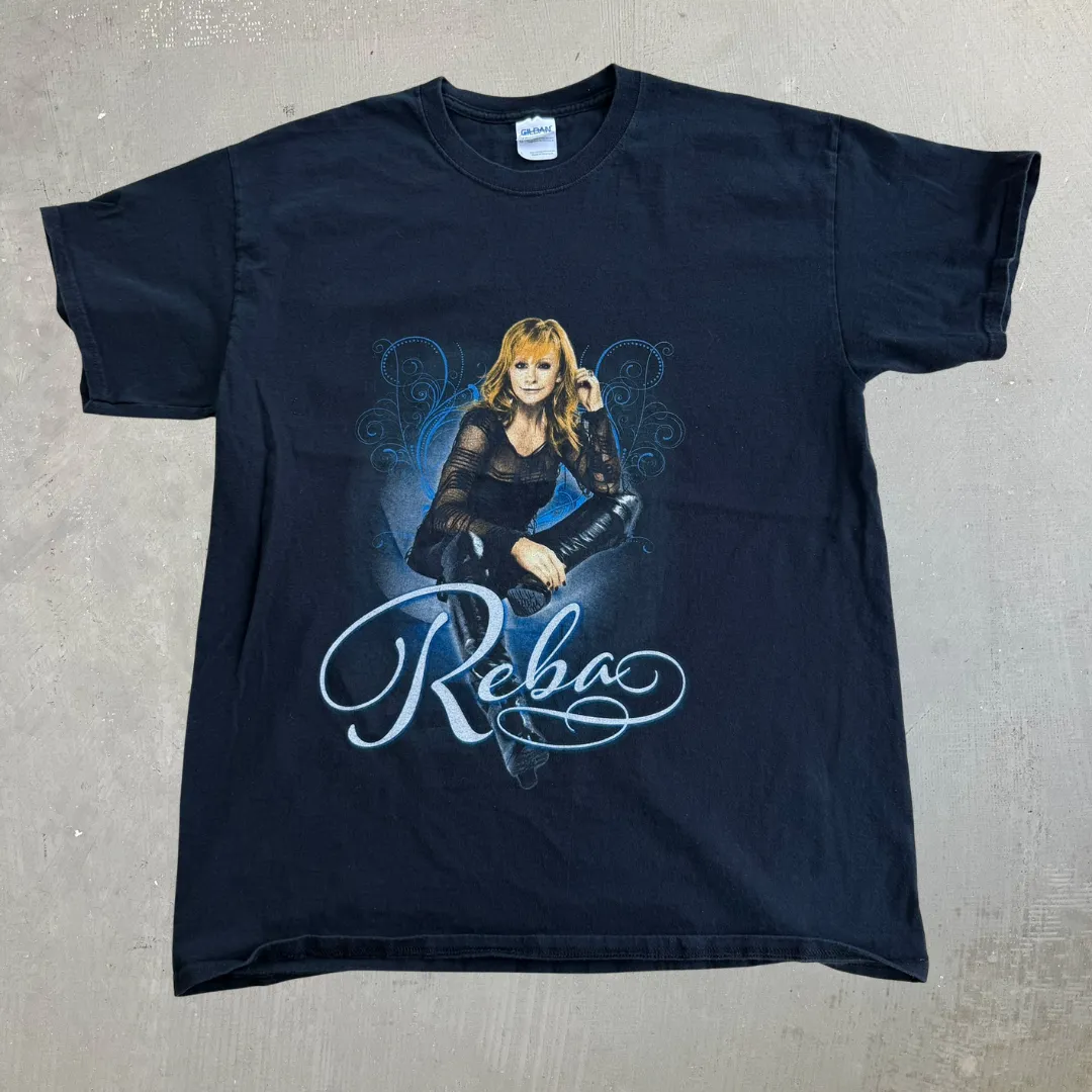 J- Vintage Y2K Reba McEntire Picture Graphic Tee - L sold by HG Vintage