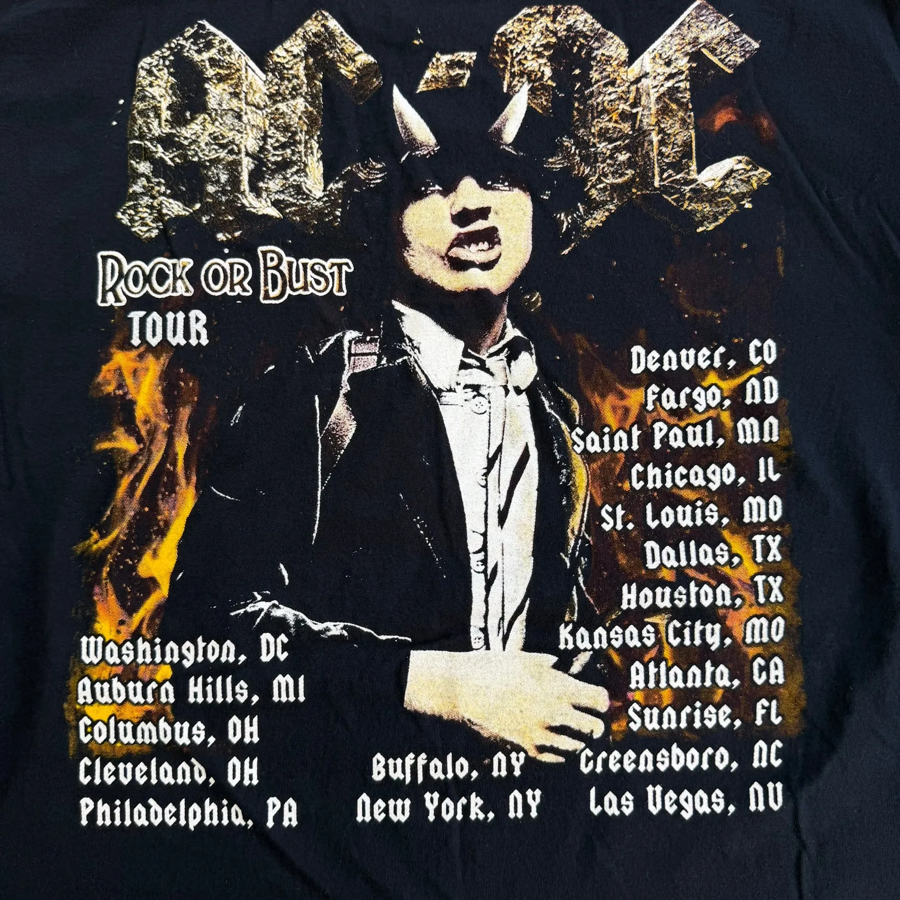 J- '15 AC/DC Rock Or Bust Tour Graphic Tee - XL sold by HG Vintage product image thumbnail 5
