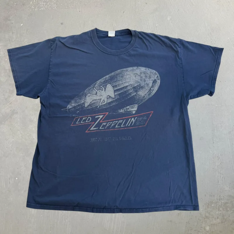 J- '11 Led Zeppelin Reprint 1977 Los Angeles Concert Zeppelin Graphic Tee - XL made by HG Vintage
