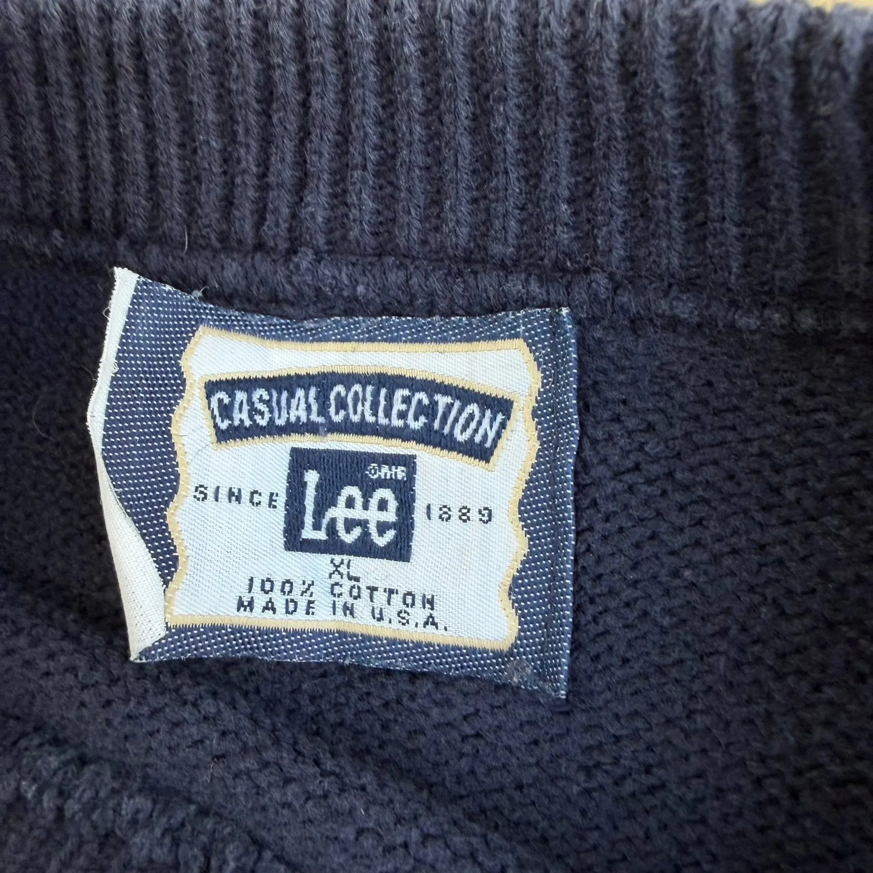 J- Vintage Lee Made In USA Manitowoc Yacht Club Embroidered Knit Sweater - XL sold by HG Vintage product image thumbnail 4