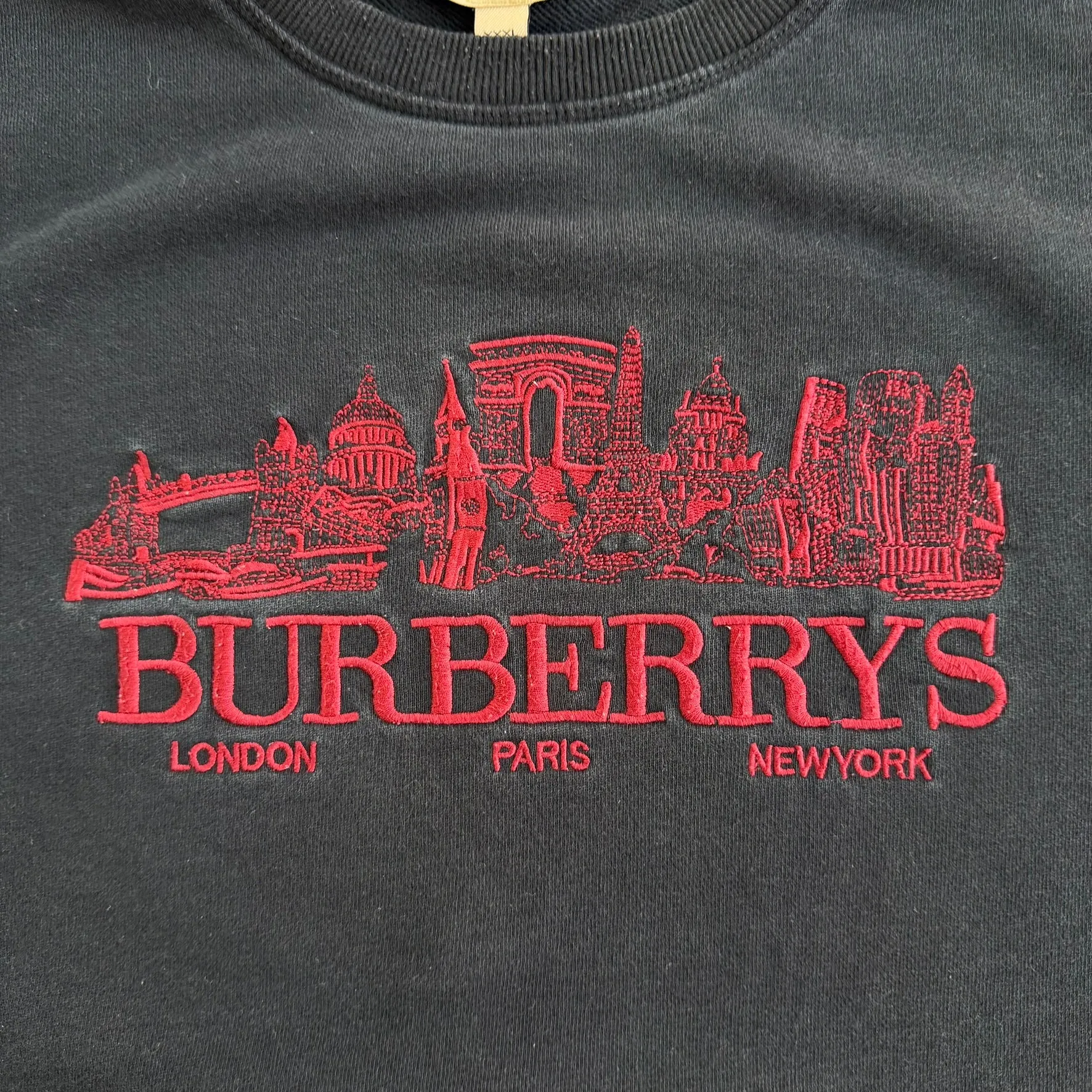 J- Bootleg Burberry Embroidered Cities Skyline Crewneck - 2XL (fits L) sold by HG Vintage product image thumbnail 2