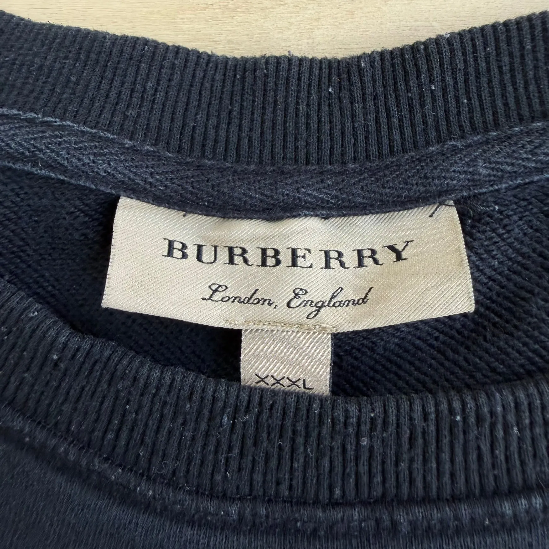 J- Bootleg Burberry Embroidered Cities Skyline Crewneck - 2XL (fits L) sold by HG Vintage product image thumbnail 3