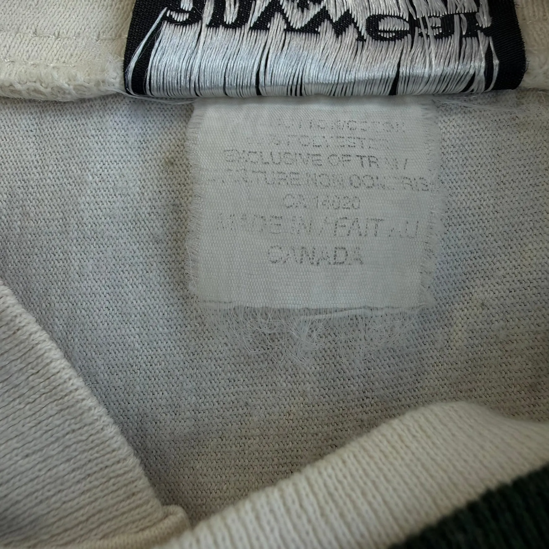 J- Vintage Fairmont BC Canada Embroidered Graphic Henley Crewneck - XL sold by HG Vintage product image thumbnail 5