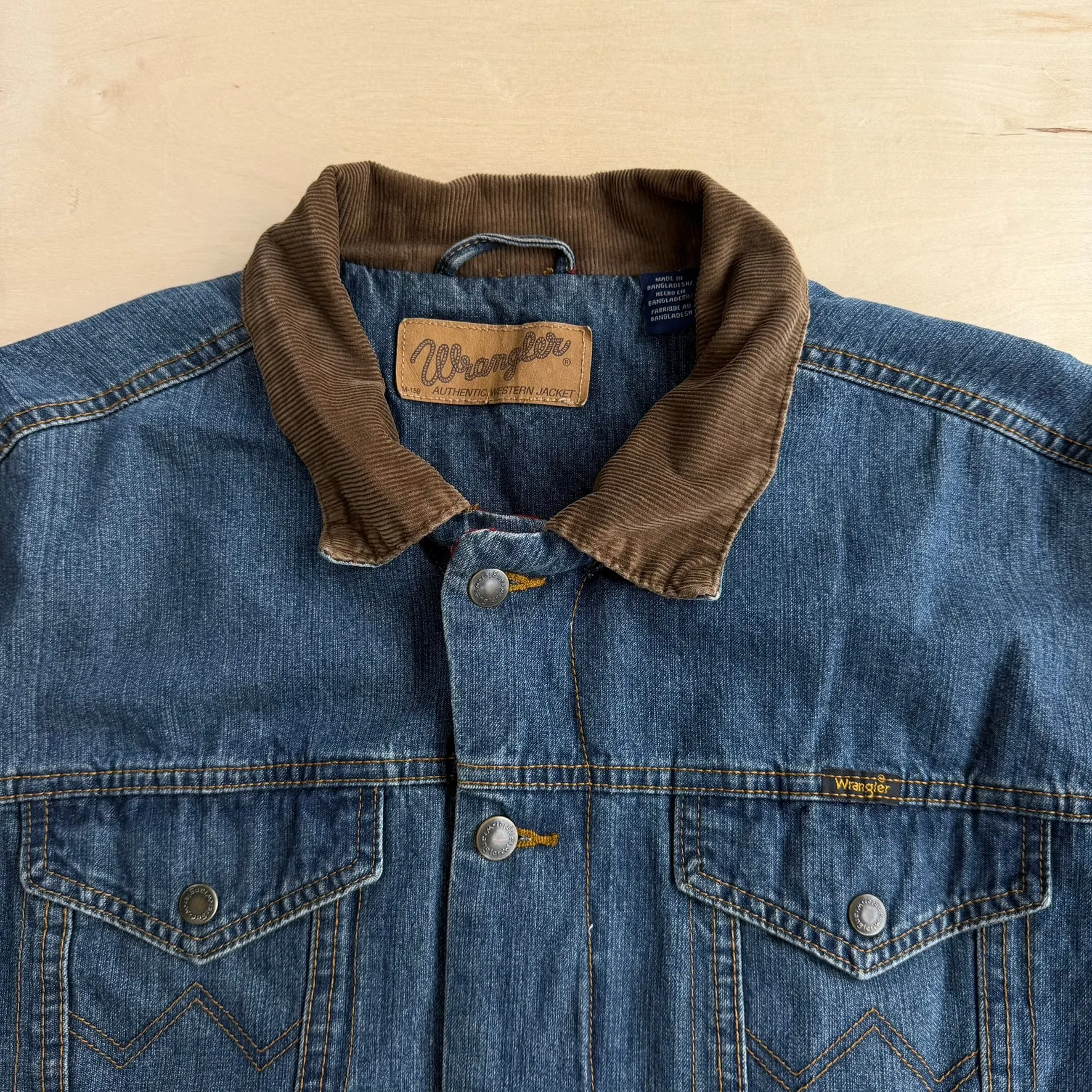 J- Vintage Wrangler Western Plaid Blanket Lined Denim Jacket - L sold by HG Vintage product image thumbnail 2