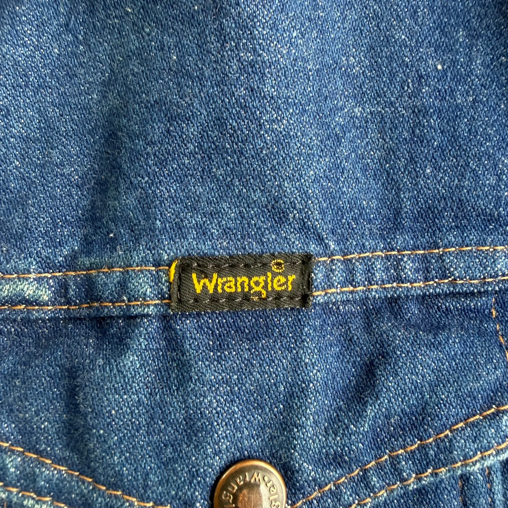 J- Vintage Wrangler Western Blanket Lined Denim Jacket - 44L (fits XL) sold by HG Vintage product image thumbnail 5