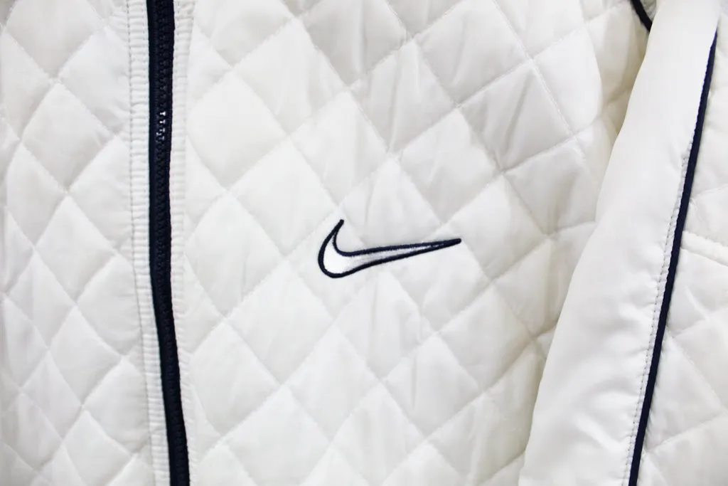 Z- Vintage 90s Nike Diamond Quilted Puffer Jacket sold by HG Vintage product image thumbnail 2