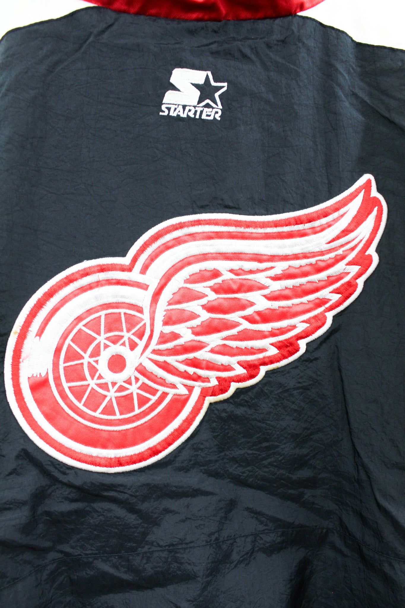 Vintage Starter NHL Detroit Red Wings Windbreaker Jacket sold by HG Vintage product image thumbnail 5