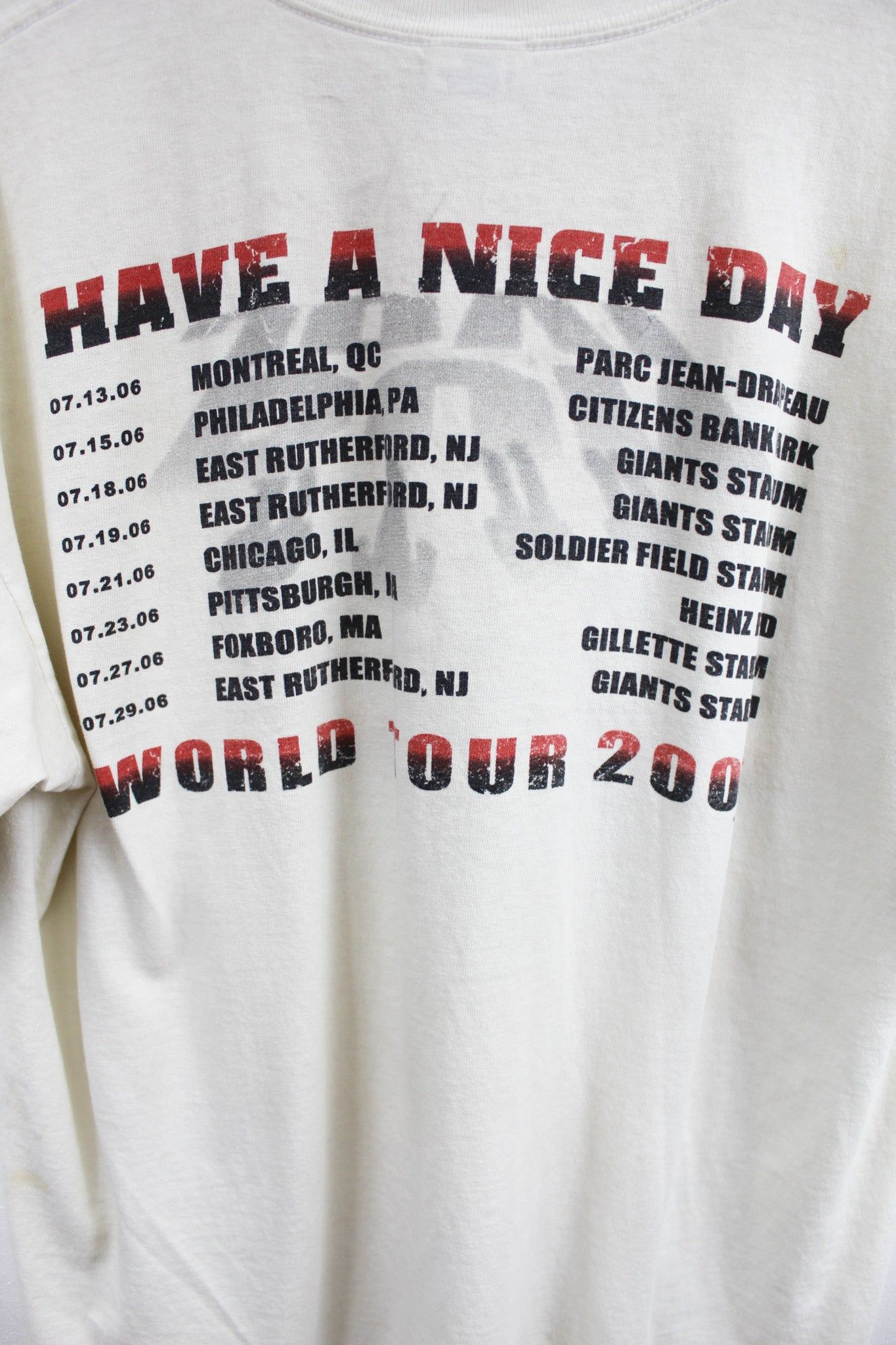 Bon Jovi 06' World Tour Picture Tee sold by HG Vintage product image thumbnail 4