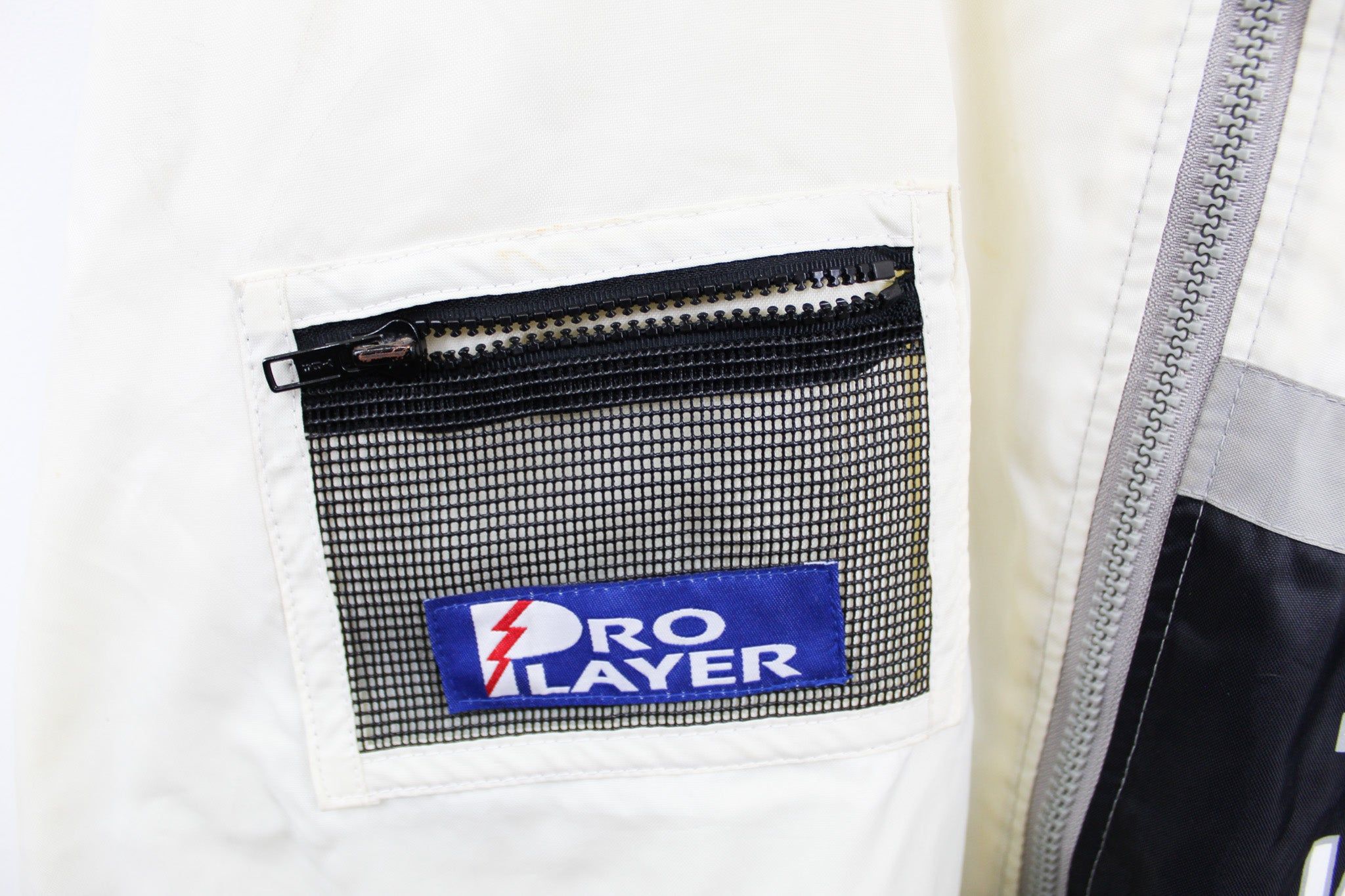 Vintage Pro Player X MLB Chicago White Sox Windbreaker sold by HG Vintage product image thumbnail 2