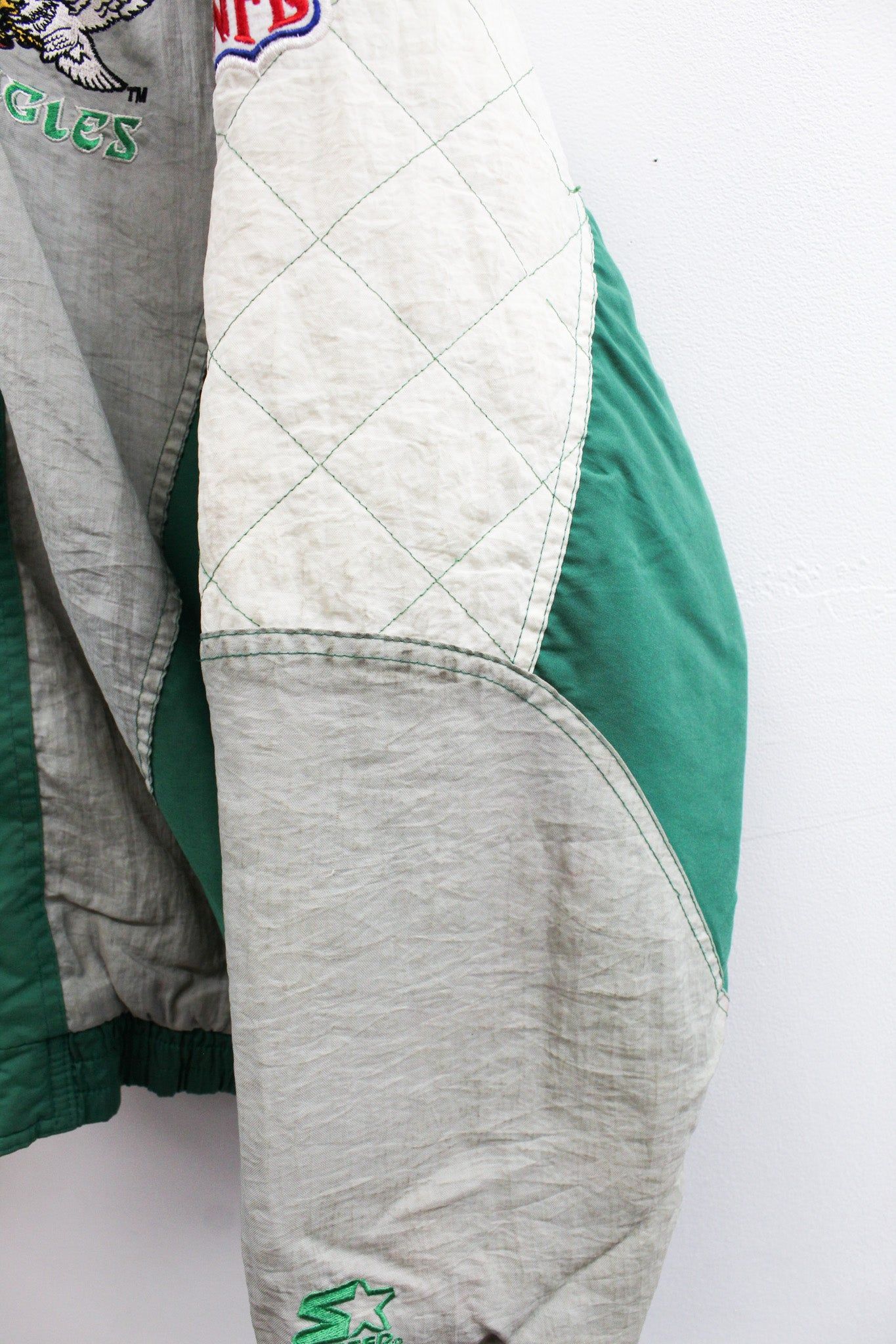 Vintage Starter NFL Philadelphia Eagles Kelly Green Winter Jacket sold by HG Vintage product image thumbnail 3