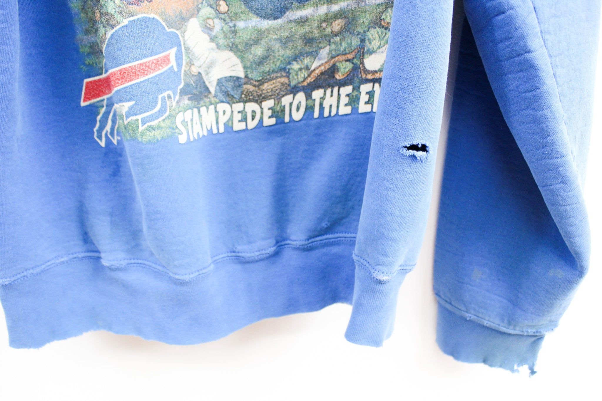 Vintage NFL 94' Buffalo Bills Crewneck sold by HG Vintage product image thumbnail 5