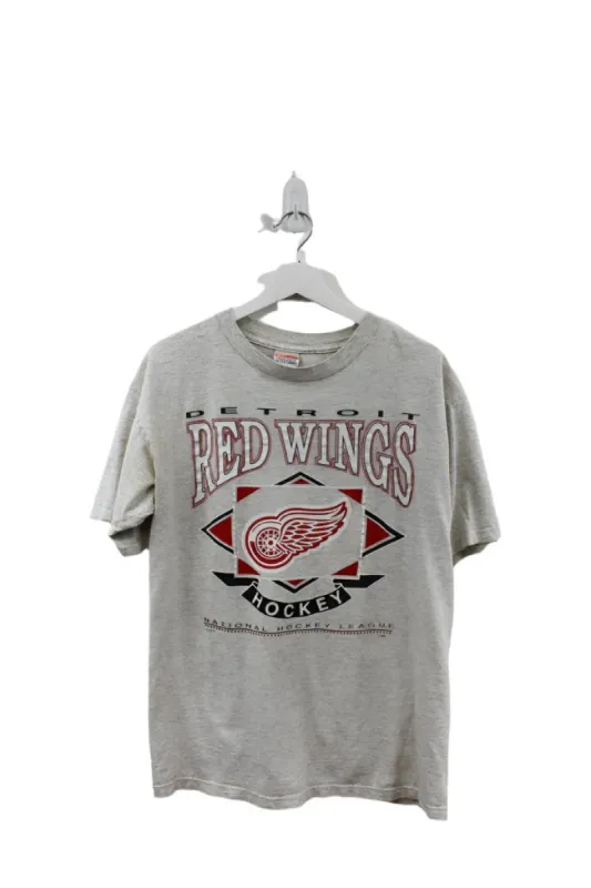 Z- Vintage Detroit Red Wings Logo & Script NHL Tee sold by HG Vintage