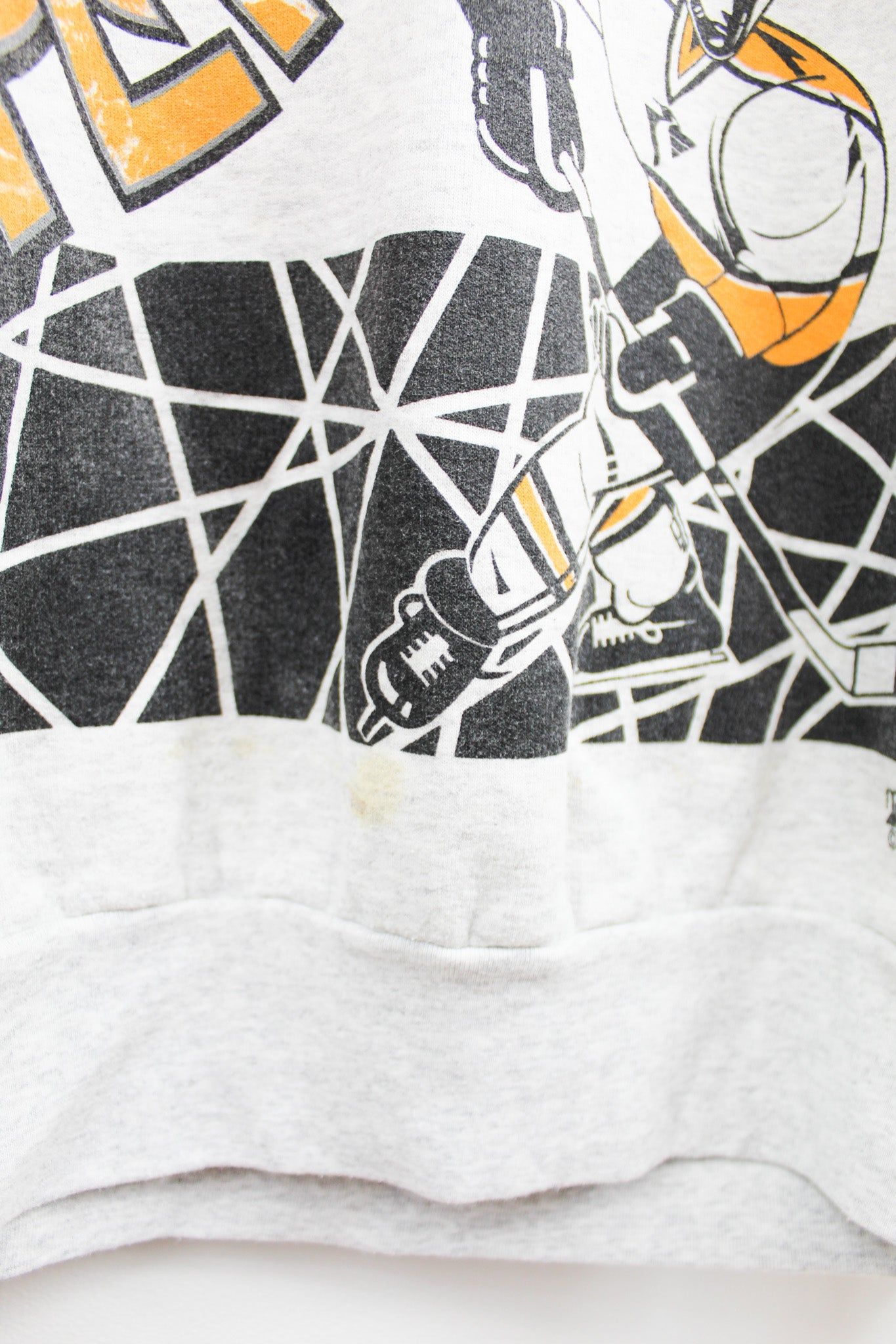 Majestic X NHL Pittsburgh Penguins 93' Player Crewneck sold by HG Vintage product image thumbnail 3