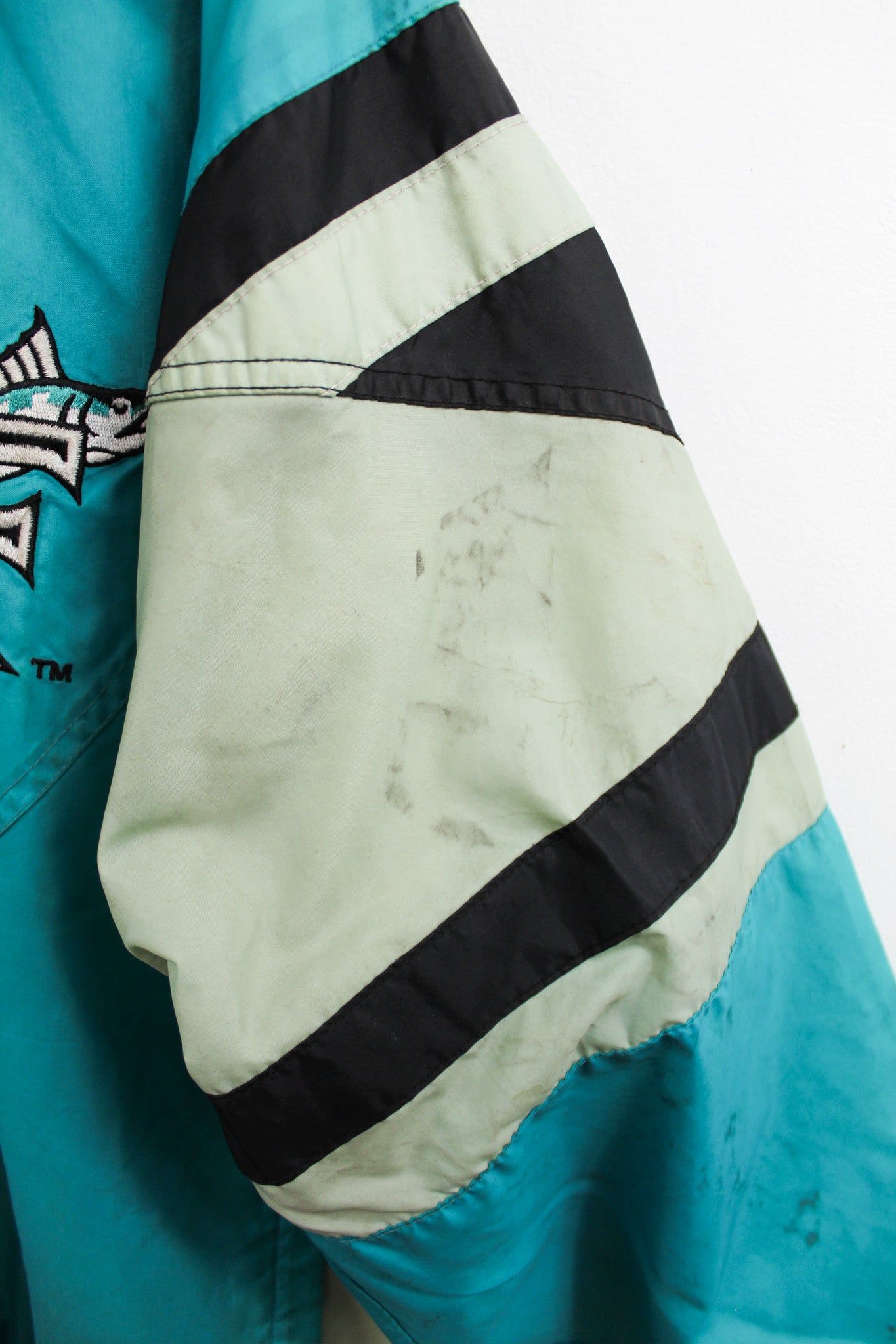 Vintage MLB Marlins Zip Up Windbreaker sold by HG Vintage product image thumbnail 5
