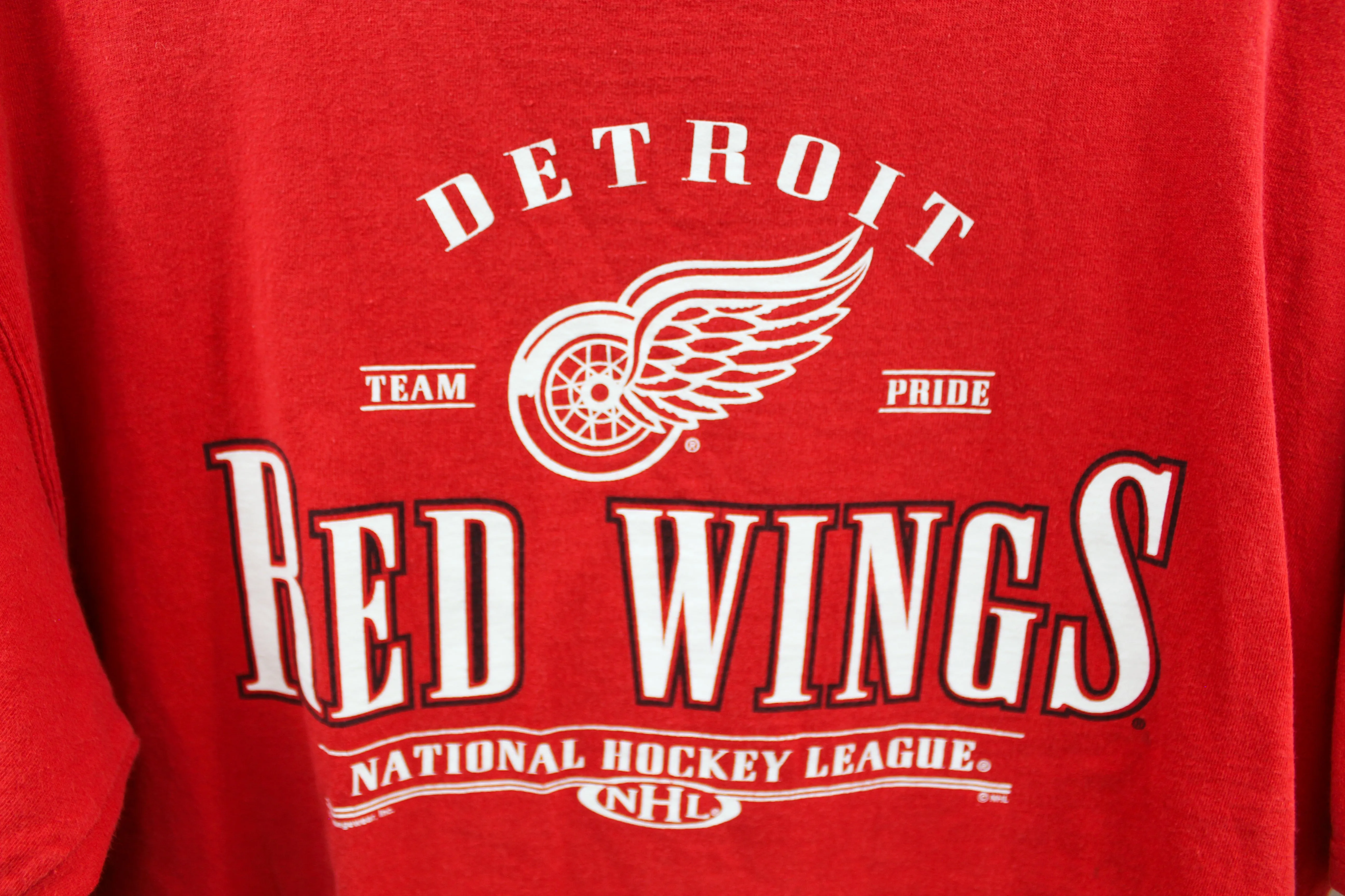 Z - Vintage NHL Detroit Red Wings Logo Tee sold by HG Vintage product image thumbnail 2