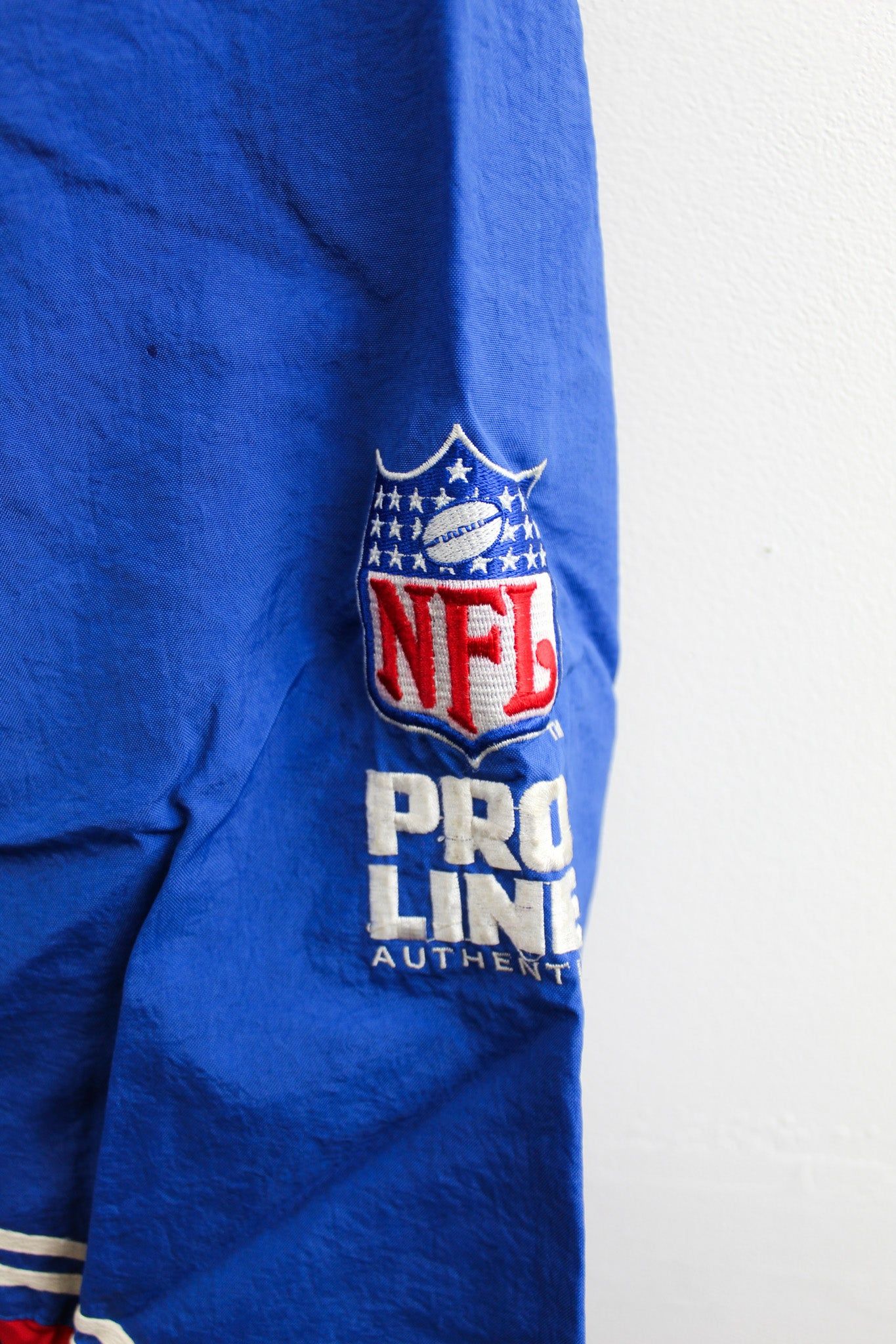CC - Vintage NFL Pro Line Buffalo Bills Nylon Windbreaker sold by HG Vintage product image thumbnail 3