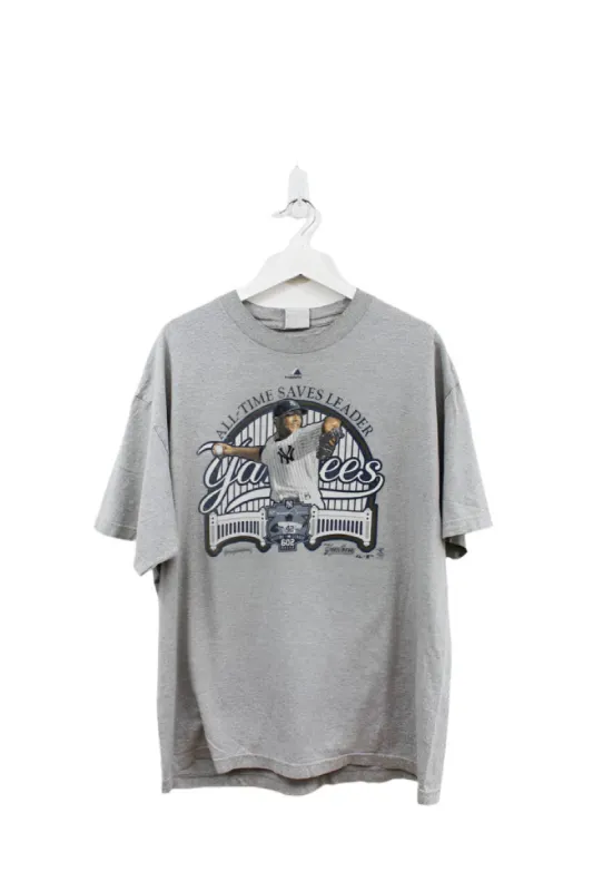 Z - MLB New York Yankees Mariano Rivera All Time Saves Leader Picture Tee sold by HG Vintage