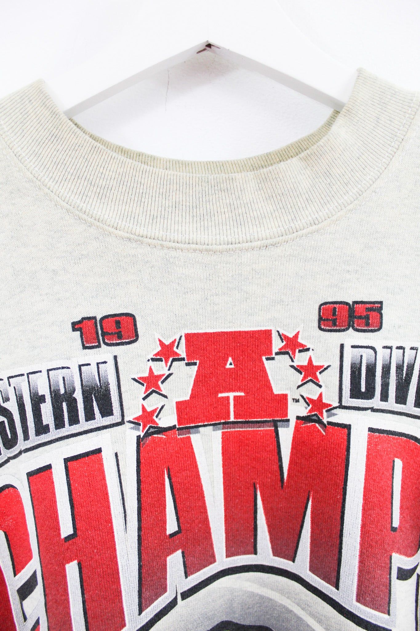 NFL 1995 Kansas City Chiefs Western Division Champ sold by HG Vintage product image thumbnail 3