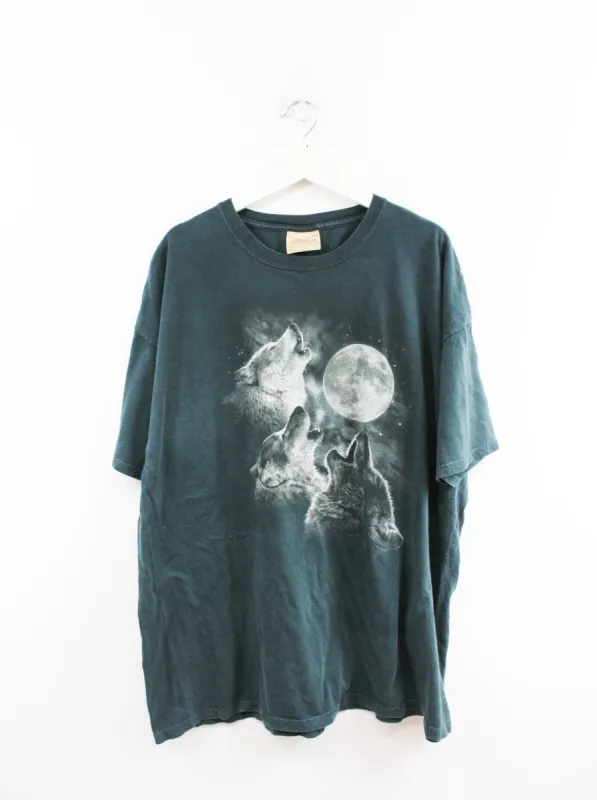 Vintage Wolves & Moon Graphic Tee sold by HG Vintage