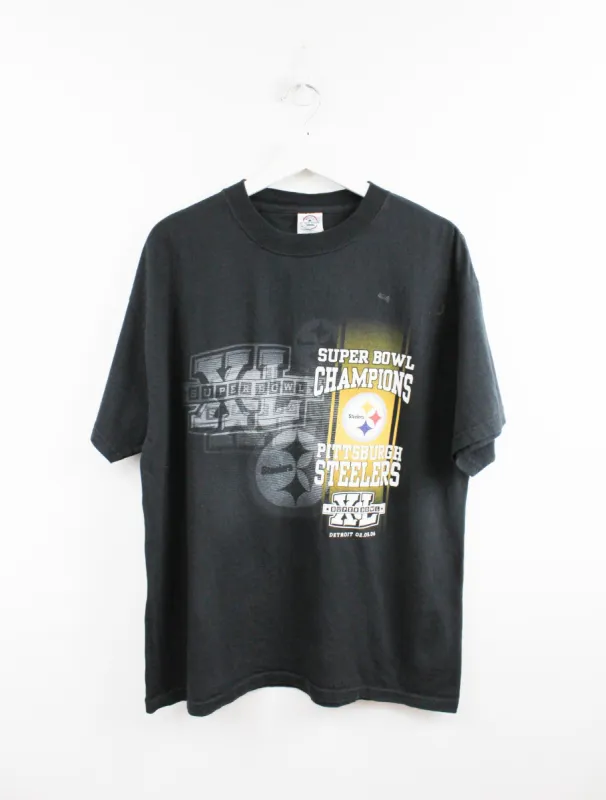 NFL Pittsburgh Steelers 2006 Superbowl Champ Tee sold by HG Vintage