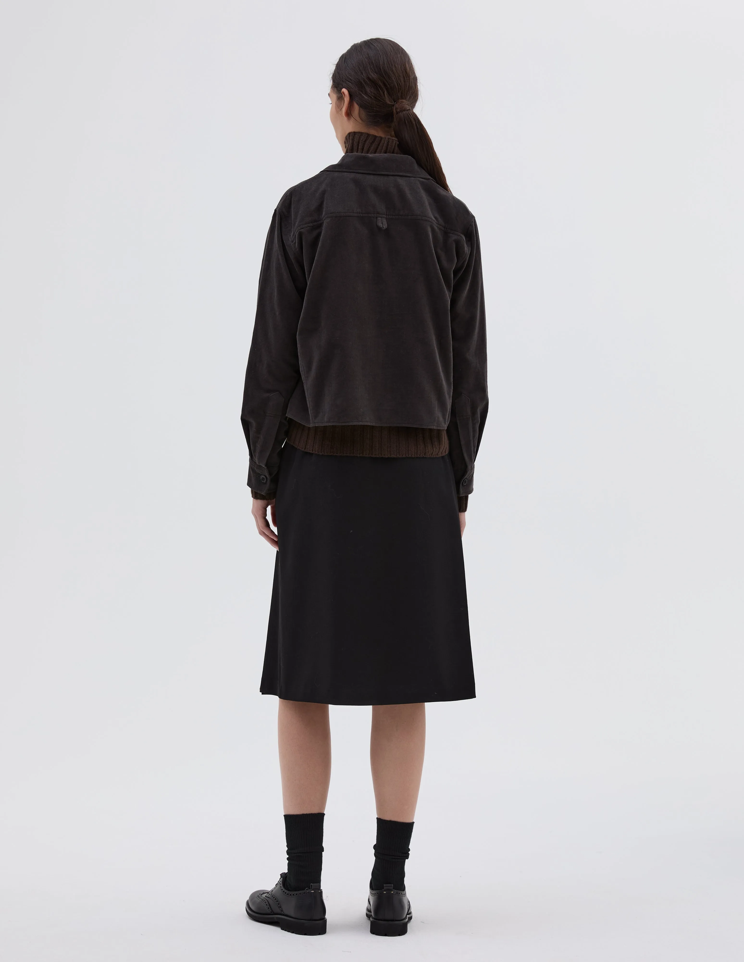 THREE BUTTON JACKET SHIRT | COTTON CASHMERE NEEDLECORD | EBONY sold by Margaret Howell product image thumbnail 3