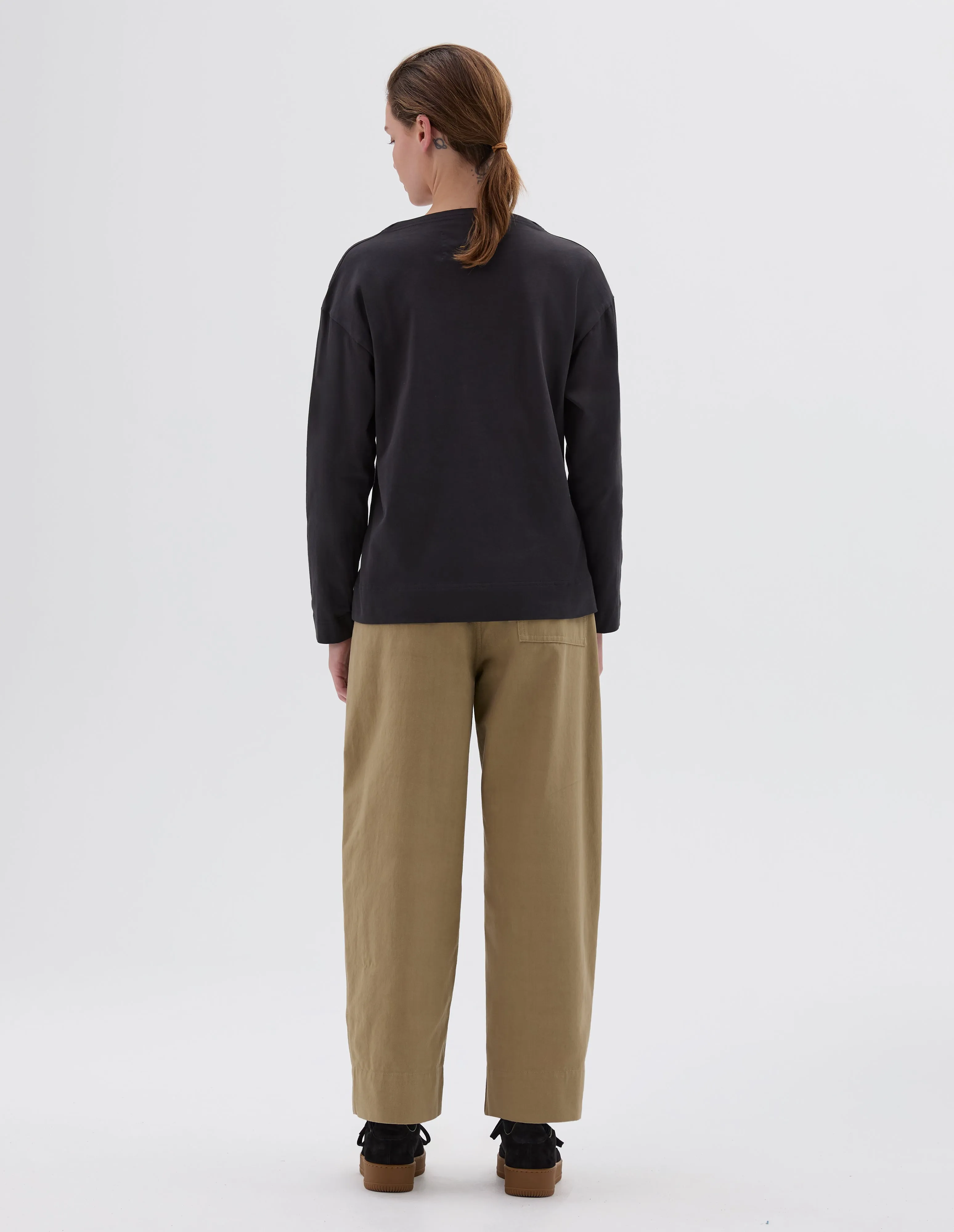 MHL. SMOCK NECK T SHIRT | LIGHT COTTON JERSEY | OFF BLACK sold by Margaret Howell product image thumbnail 3