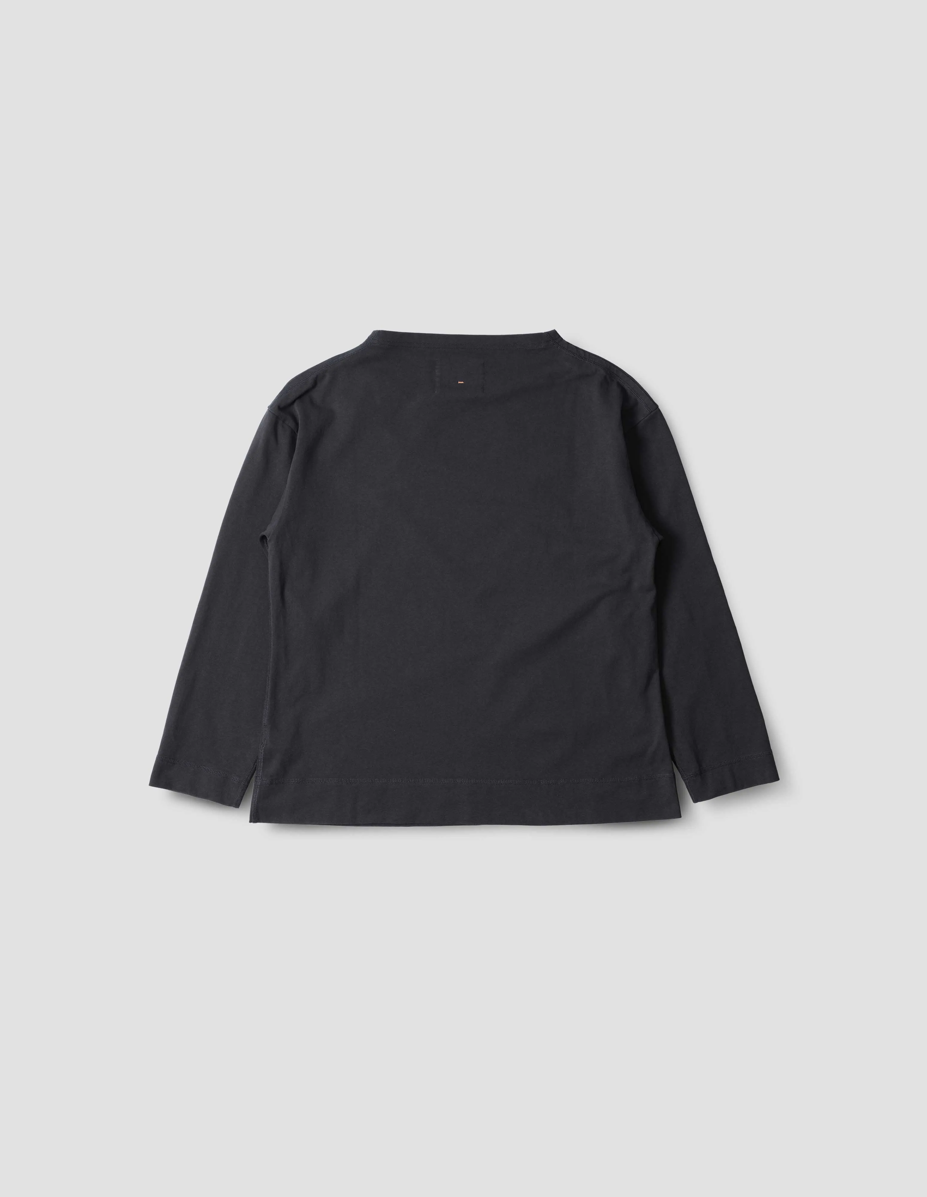 MHL. SMOCK NECK T SHIRT | LIGHT COTTON JERSEY | OFF BLACK sold by Margaret Howell product image thumbnail 5