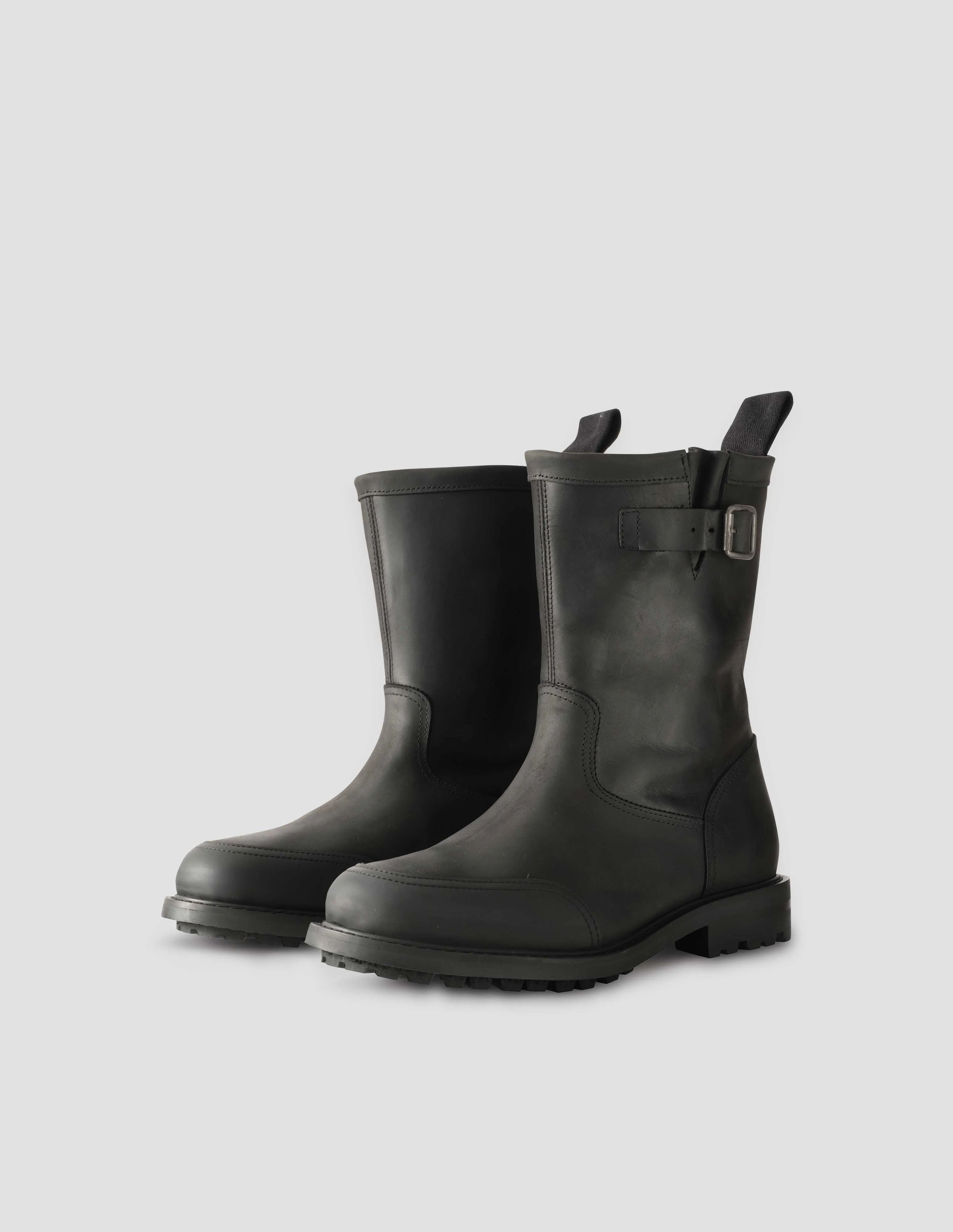 MHL. PULL ON BOOT | LEATHER | BLACK sold by Margaret Howell
