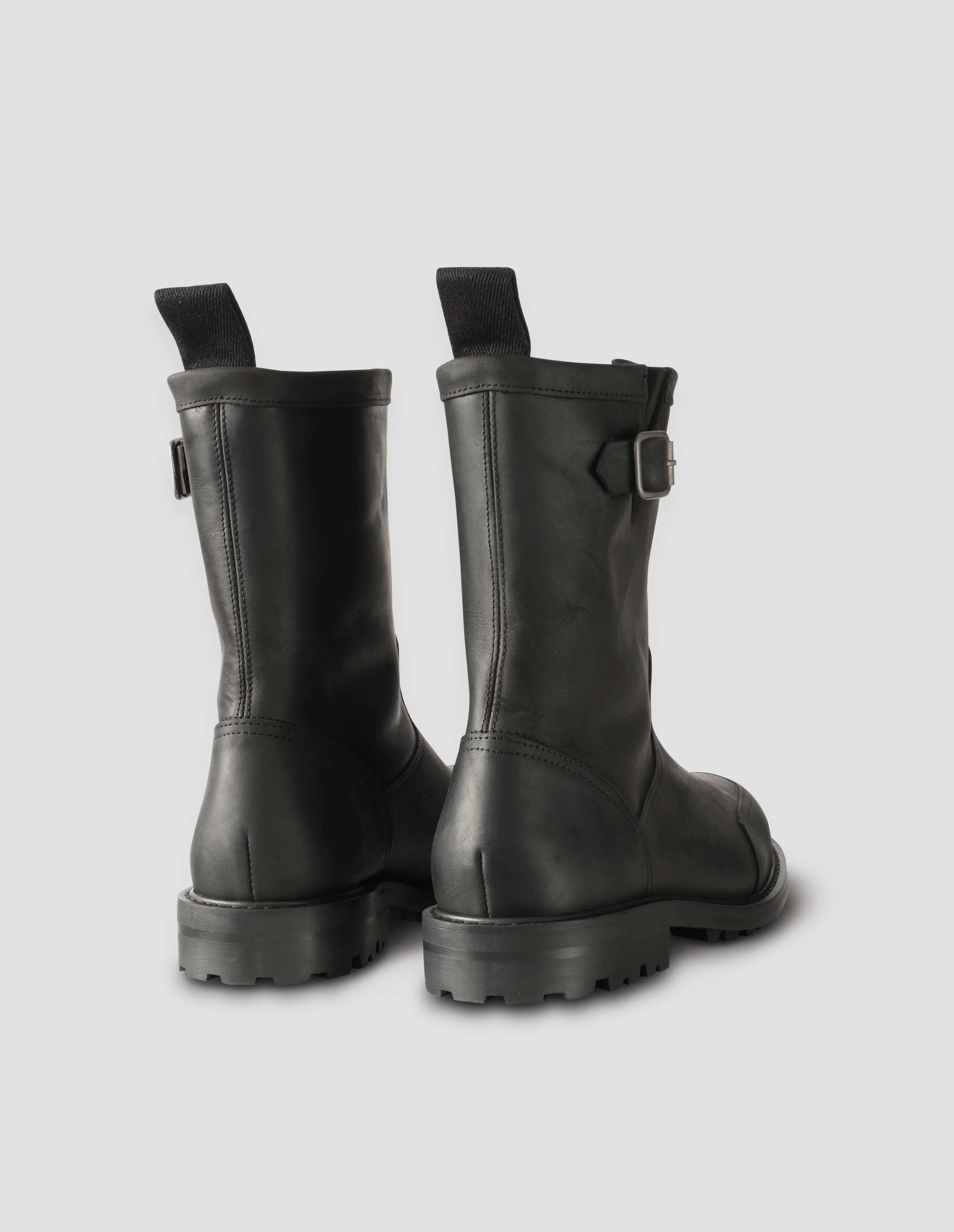 MHL. PULL ON BOOT | LEATHER | BLACK sold by Margaret Howell product image thumbnail 2