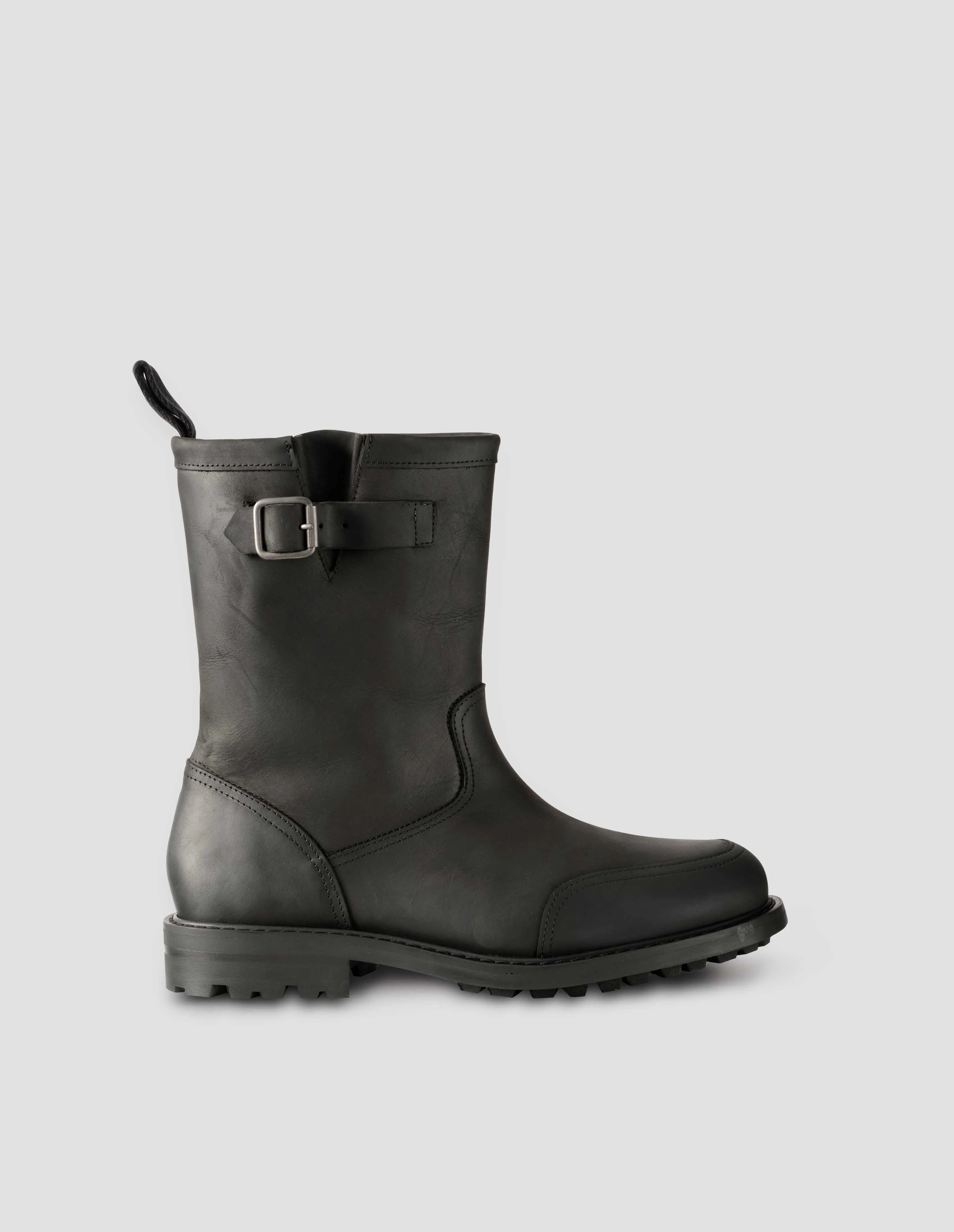 MHL. PULL ON BOOT | LEATHER | BLACK sold by Margaret Howell product image thumbnail 4