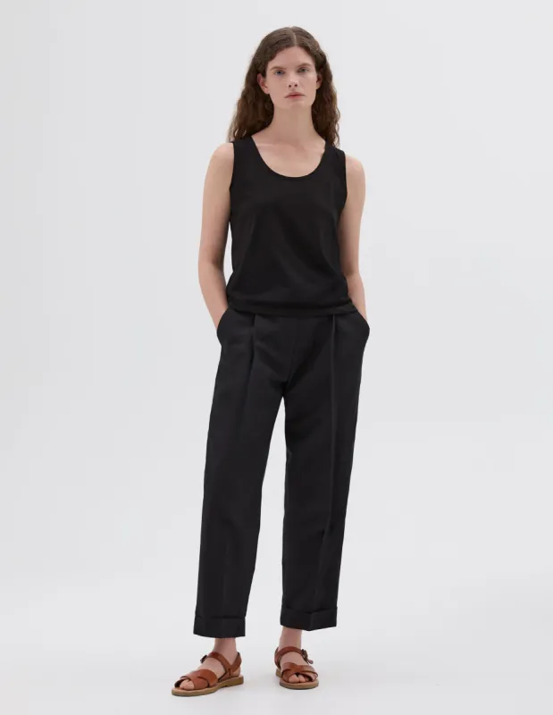 SINGLE PLEAT CROPPED TROUSERS | YARN DYED WOOL LINEN | BLACK sold by Margaret Howell