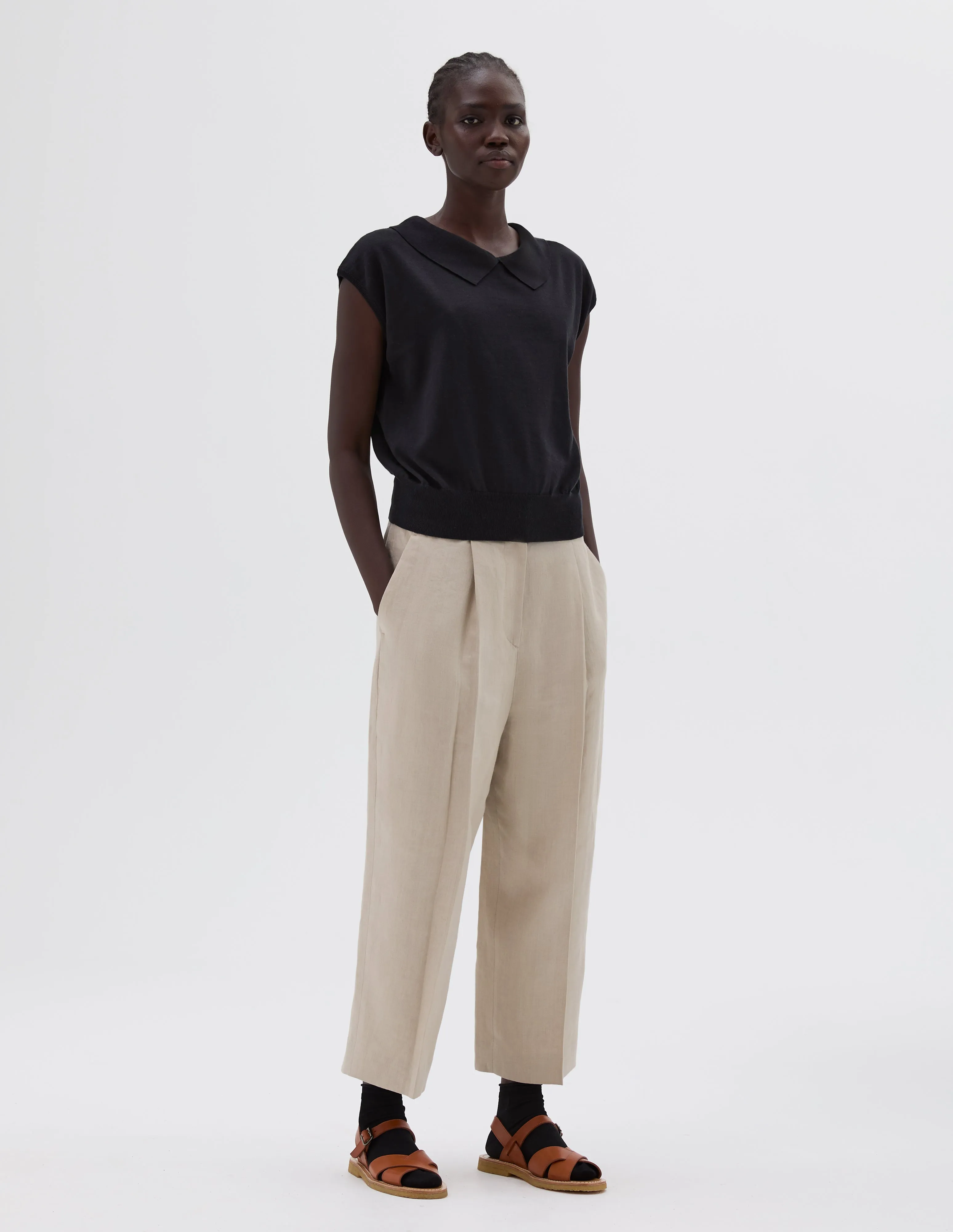 COLLARED PULLOVER VEST | FINE LINEN COTTON | BLACK sold by Margaret Howell product image thumbnail 2